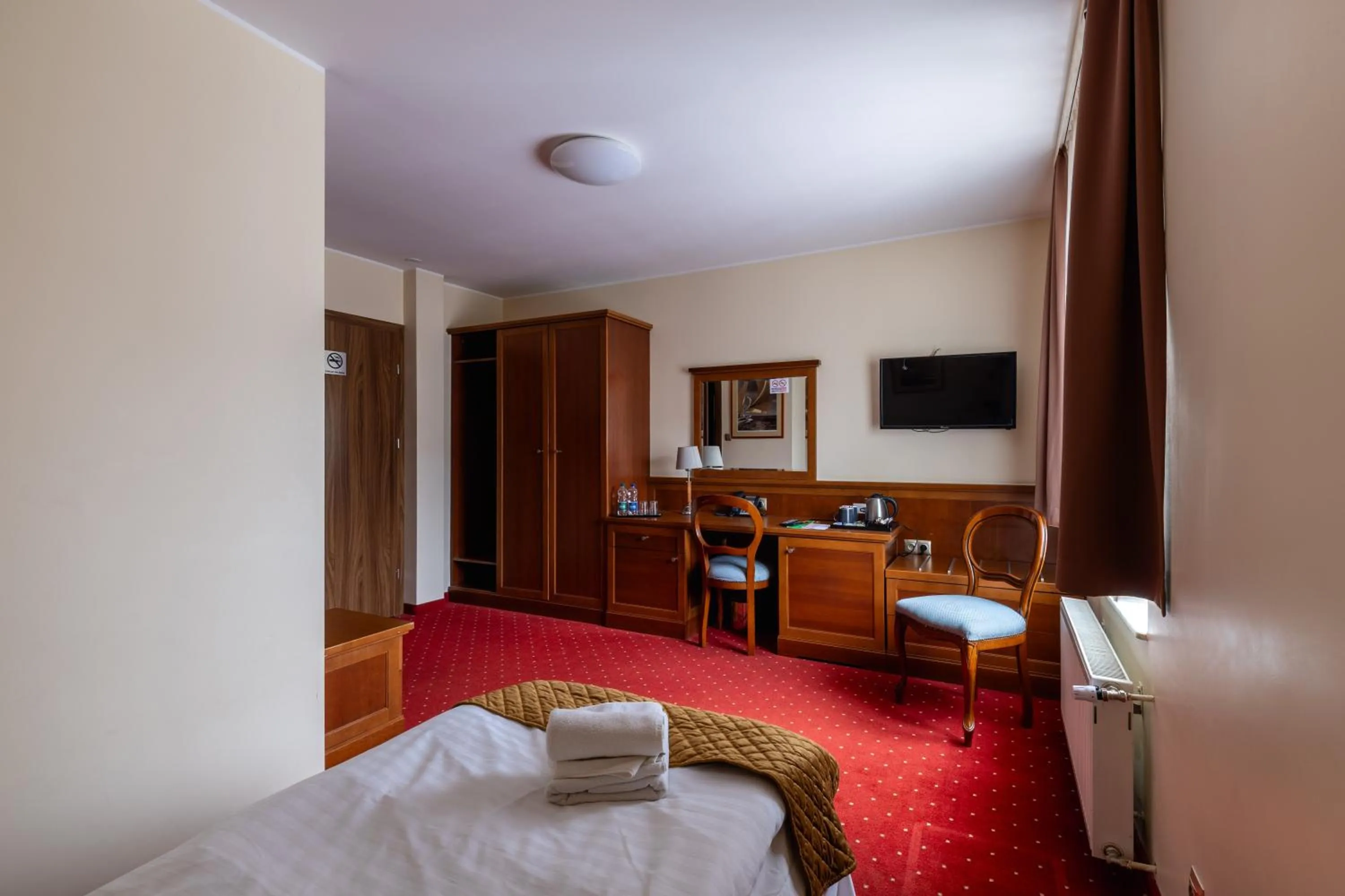 Bed in Hotel Diamond w Białym Dworku