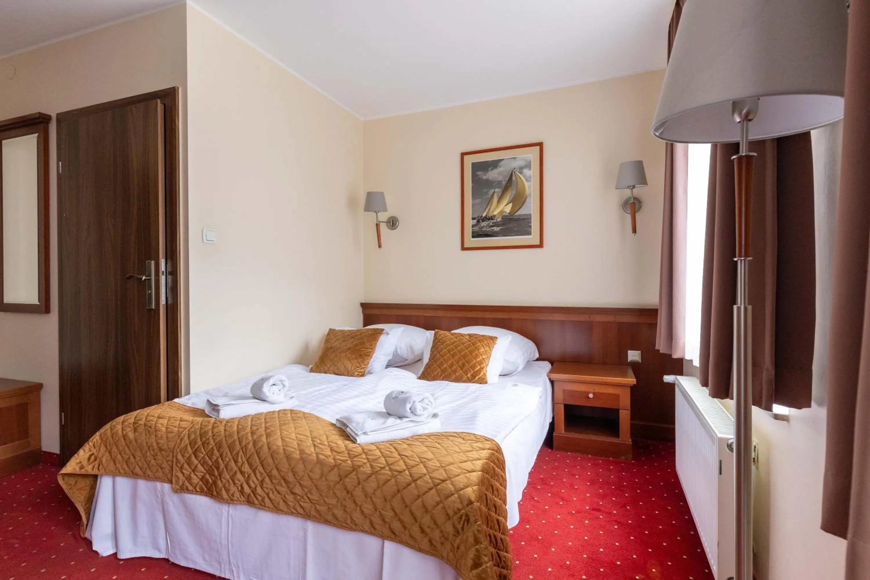 Bed in Hotel Diamond w Białym Dworku