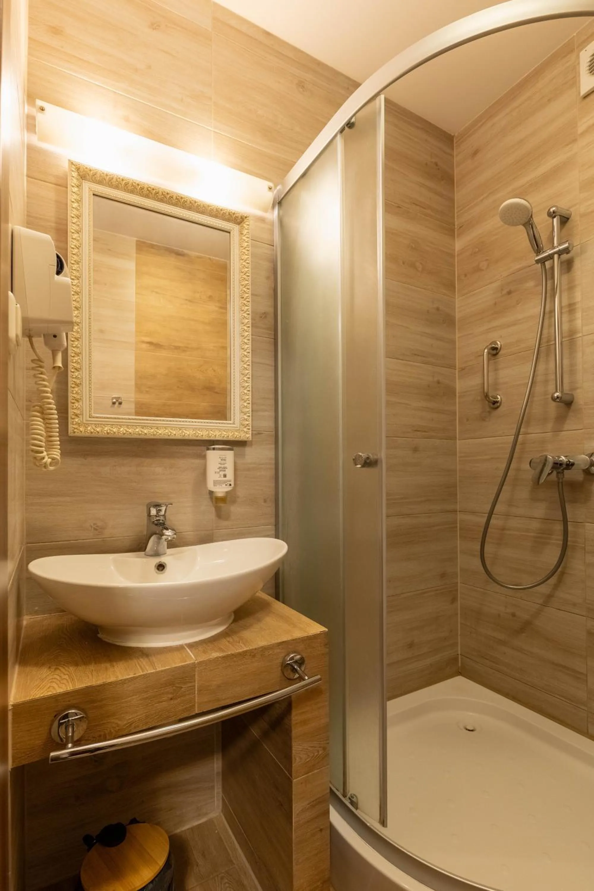 Bathroom in Hotel Diamond w Białym Dworku