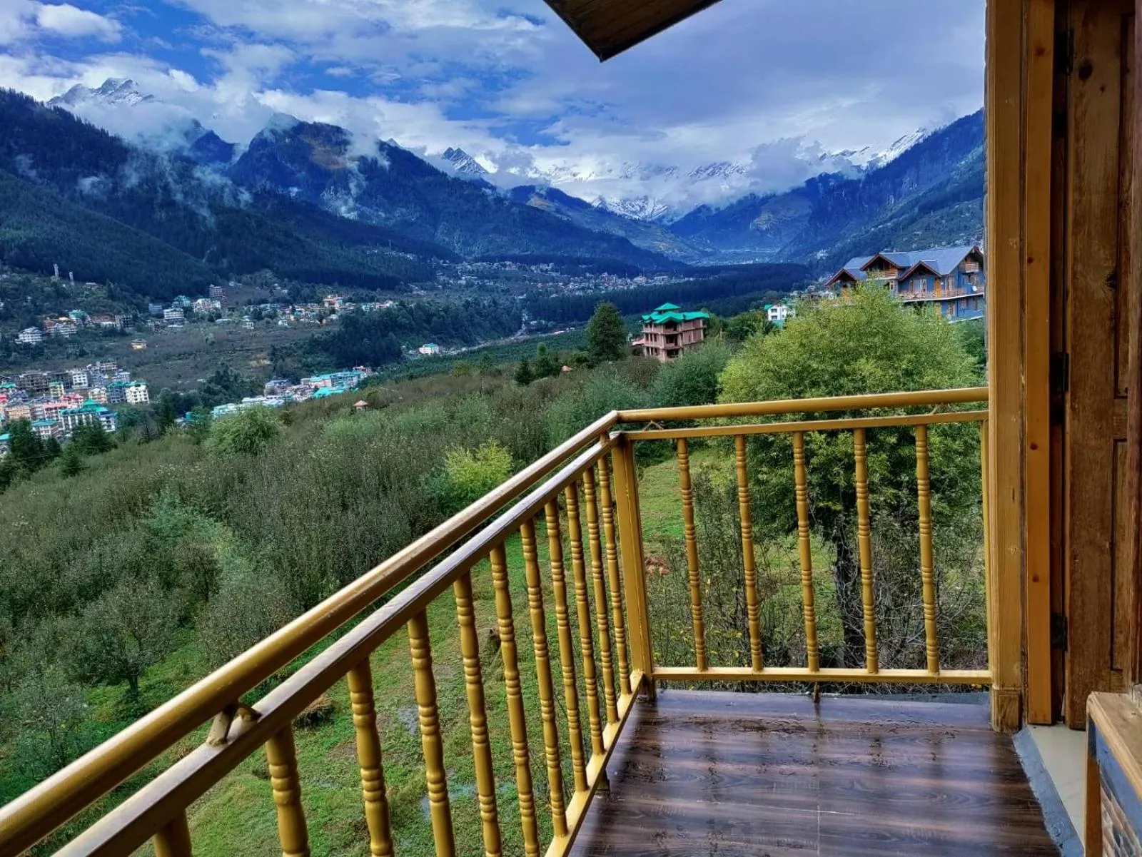 Natural landscape in Hotel Mountain face by Snow City Hotels