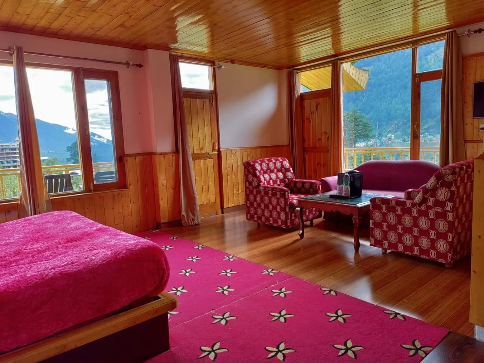 Natural landscape in Hotel Mountain face by Snow City Hotels