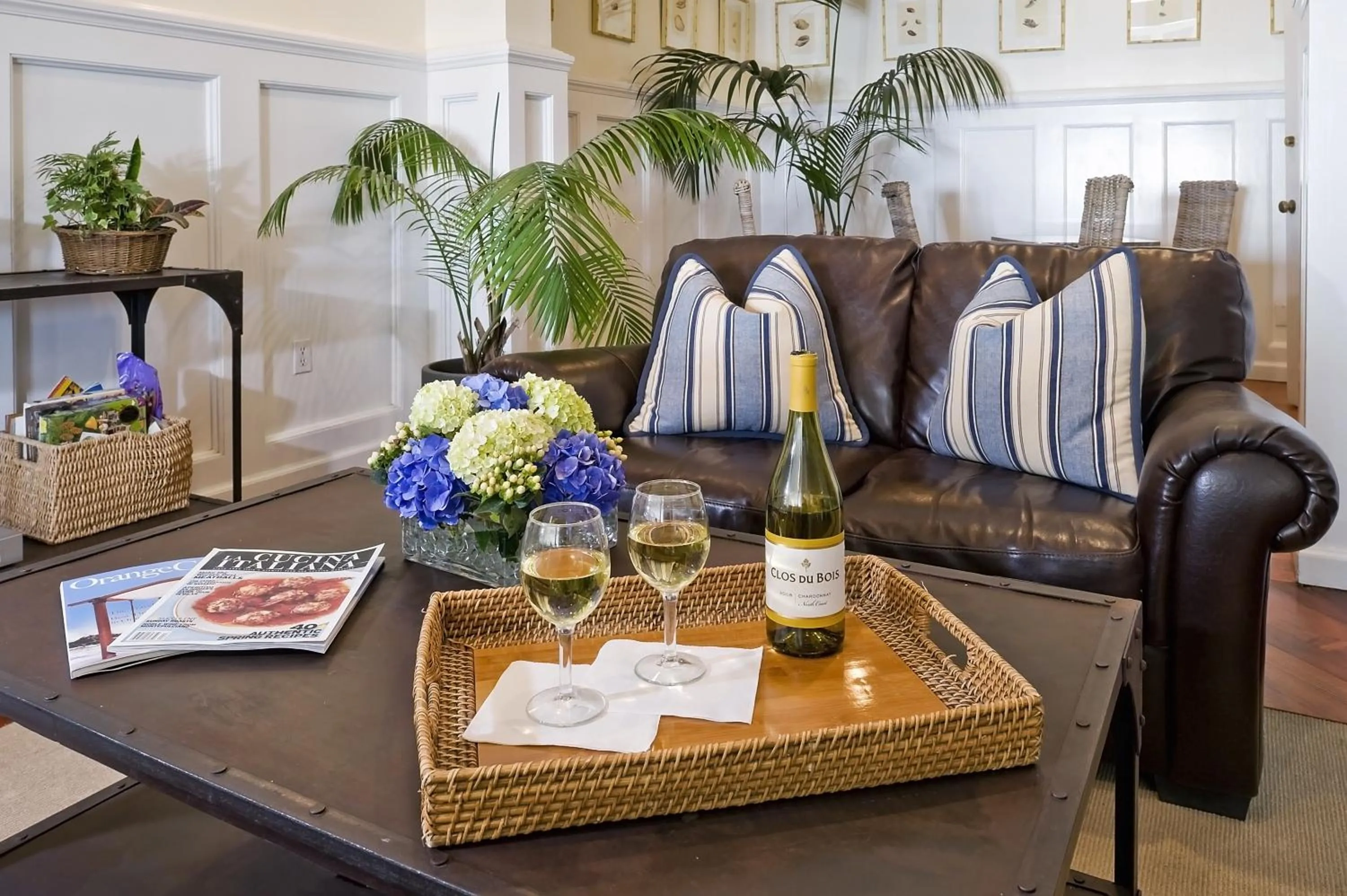 Decorative detail in Newport Beach Hotel