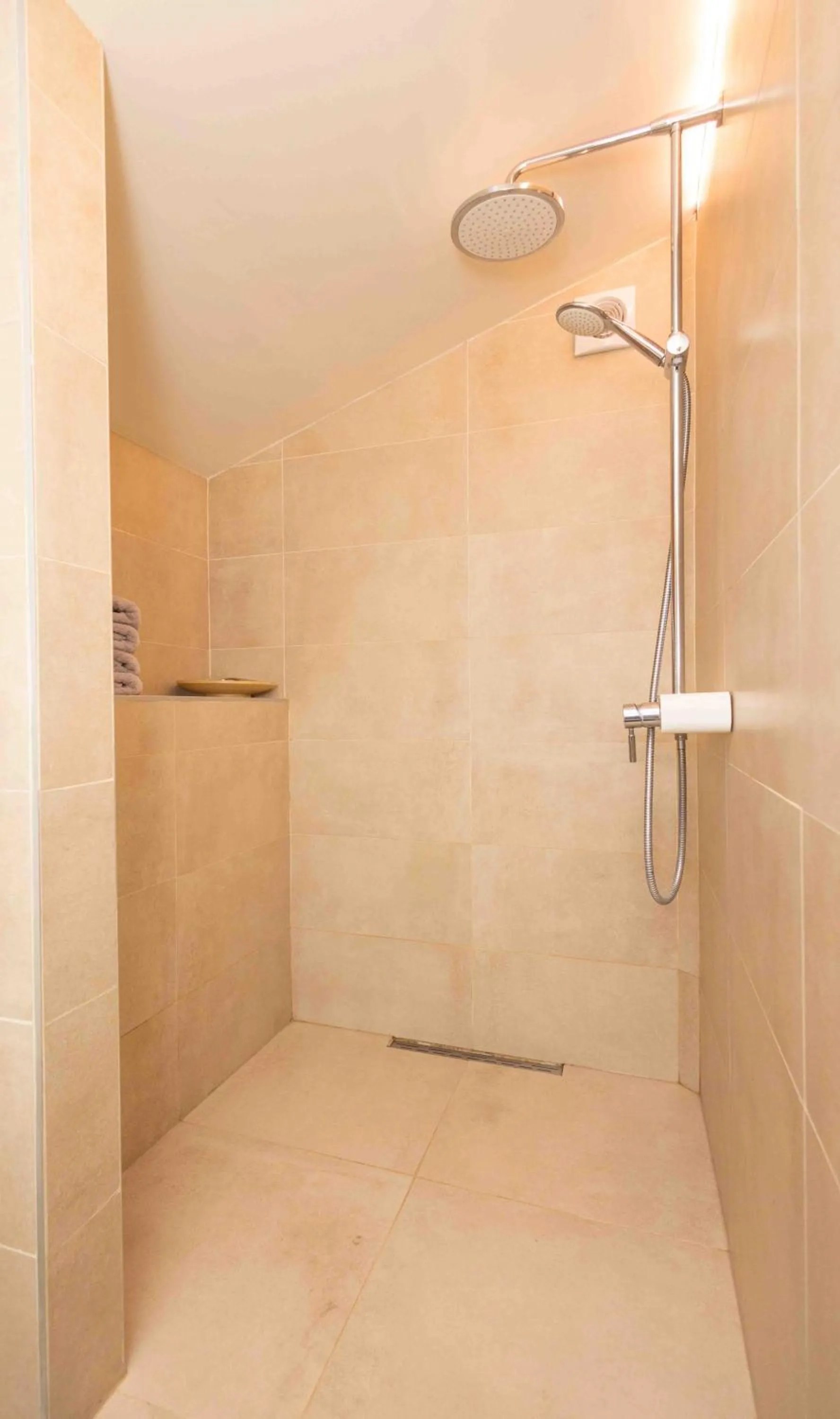 Shower in Het Hemelsveld