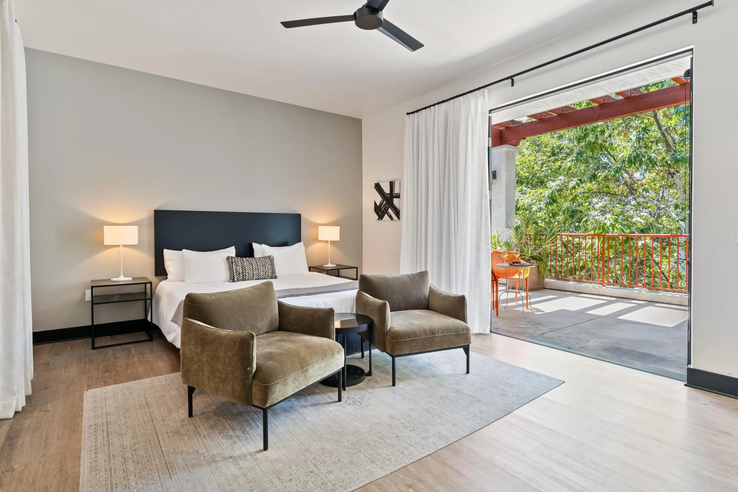 Bed in Hotel Casa 425 + Lounge, A Four Sisters Inn