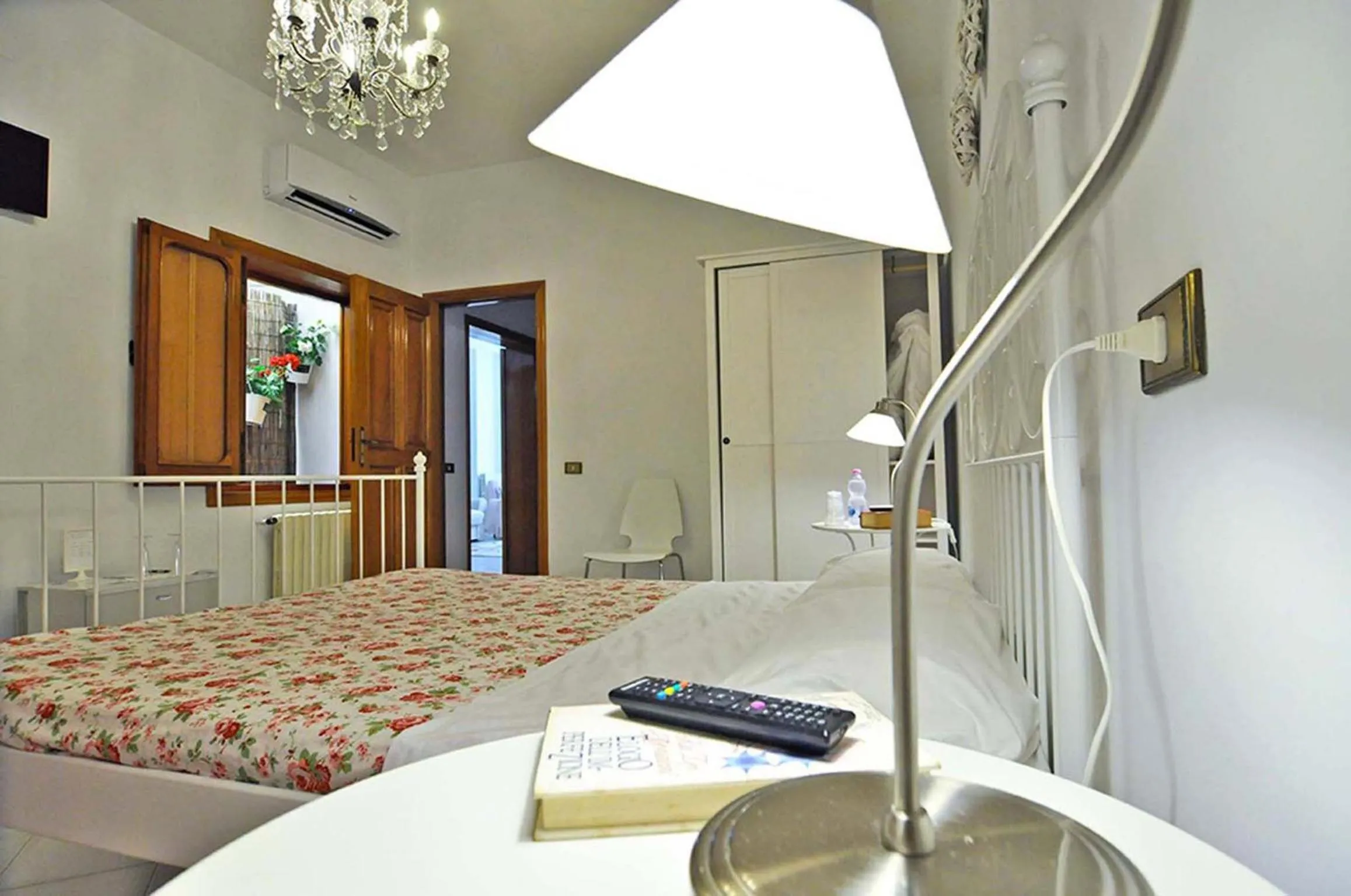 Photo of the whole room, Bed in A Casa di Anna