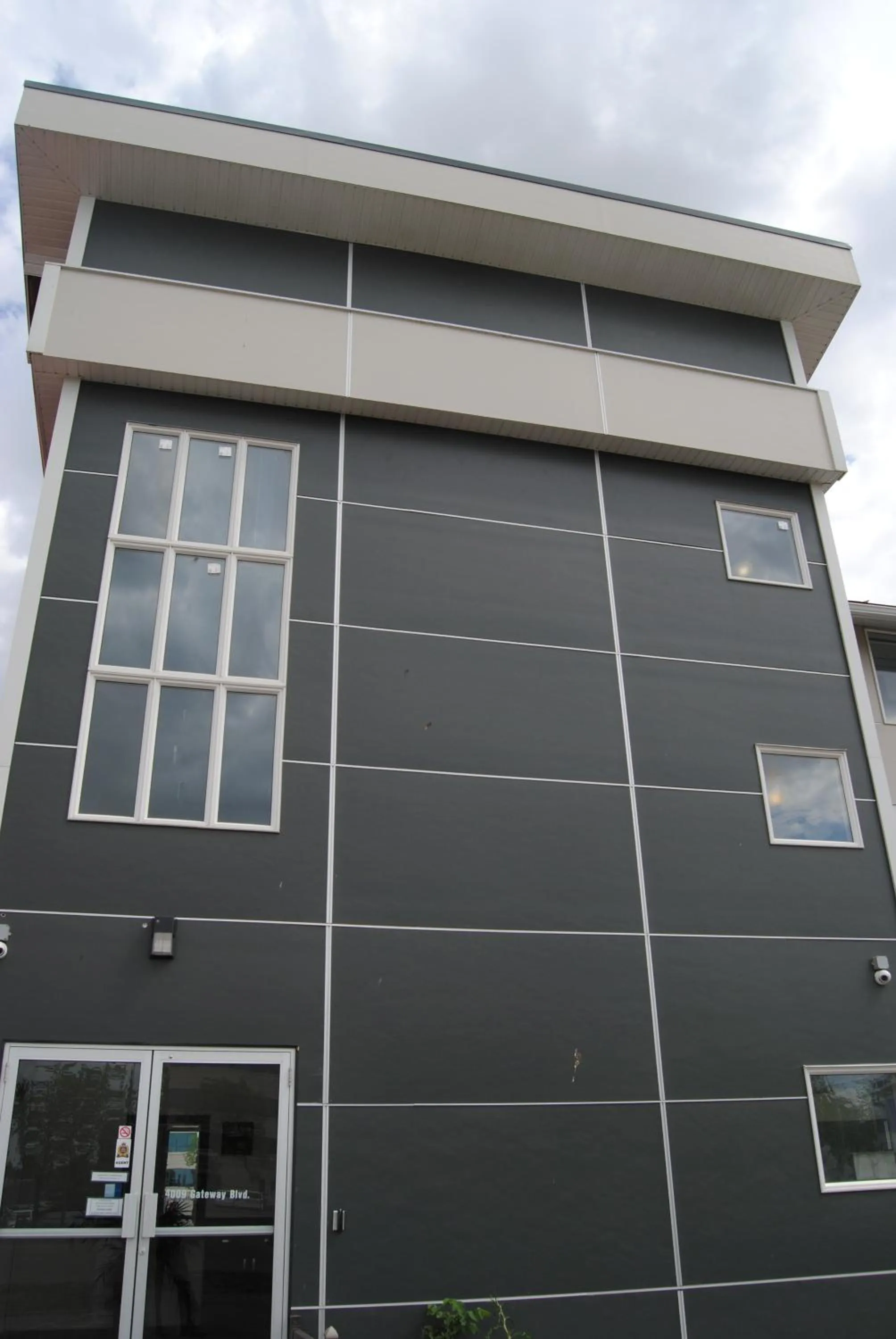 Facade/entrance in Economy Inn