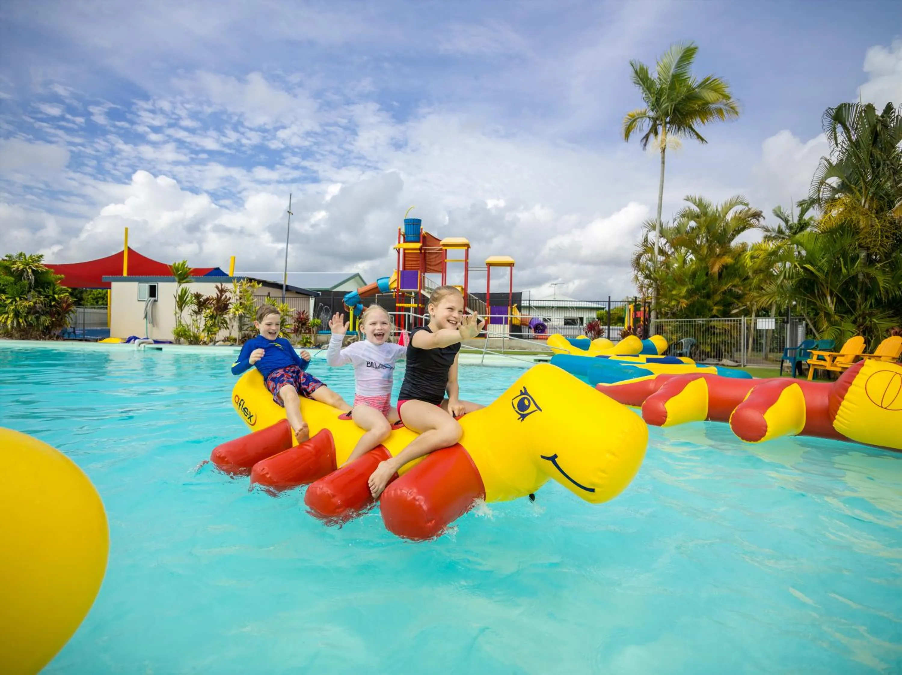 Swimming pool in Kurrimine Beach Holiday Park