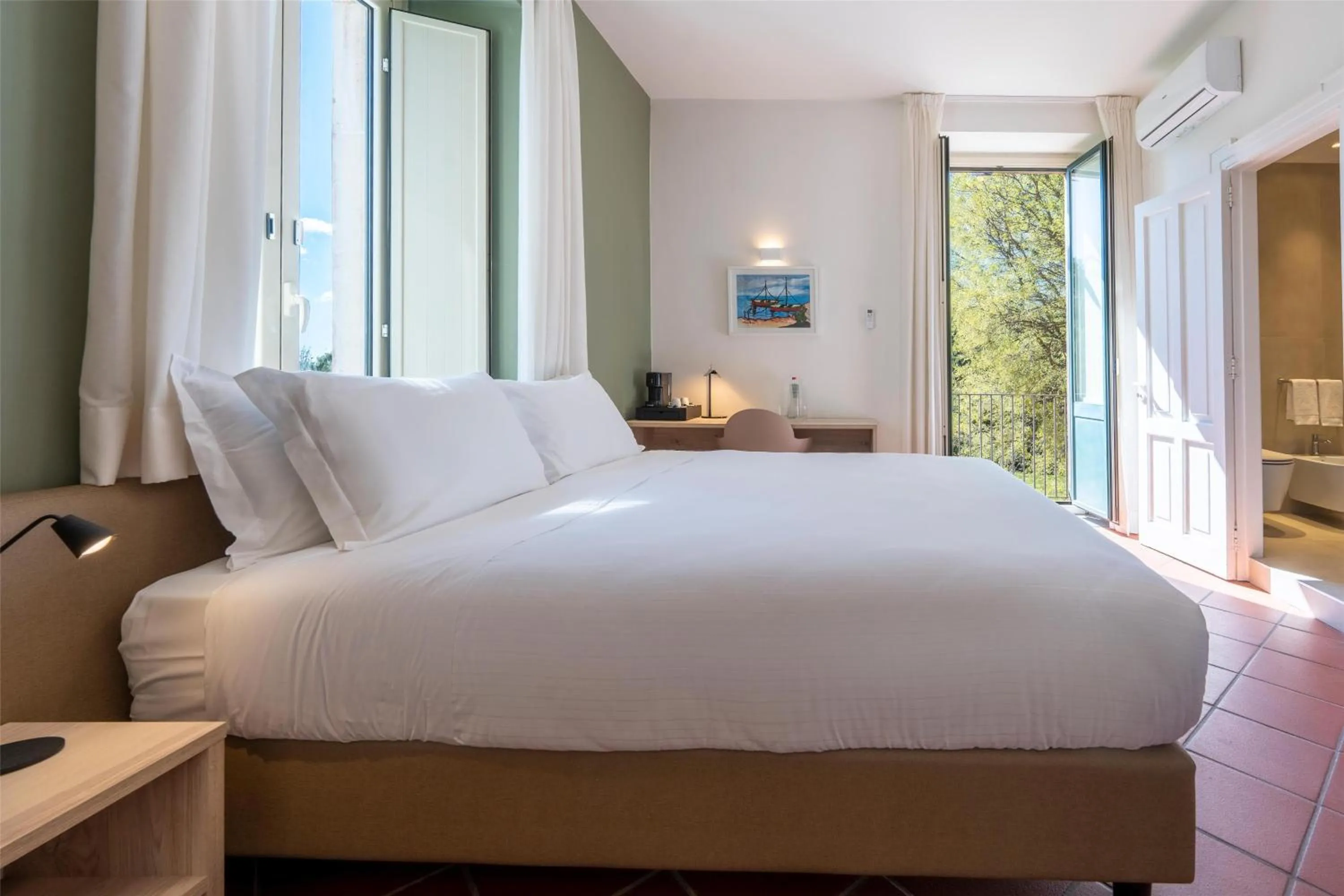 Bed in Picciolo Etna Golf Resort & Spa, Curio Collection by Hilton