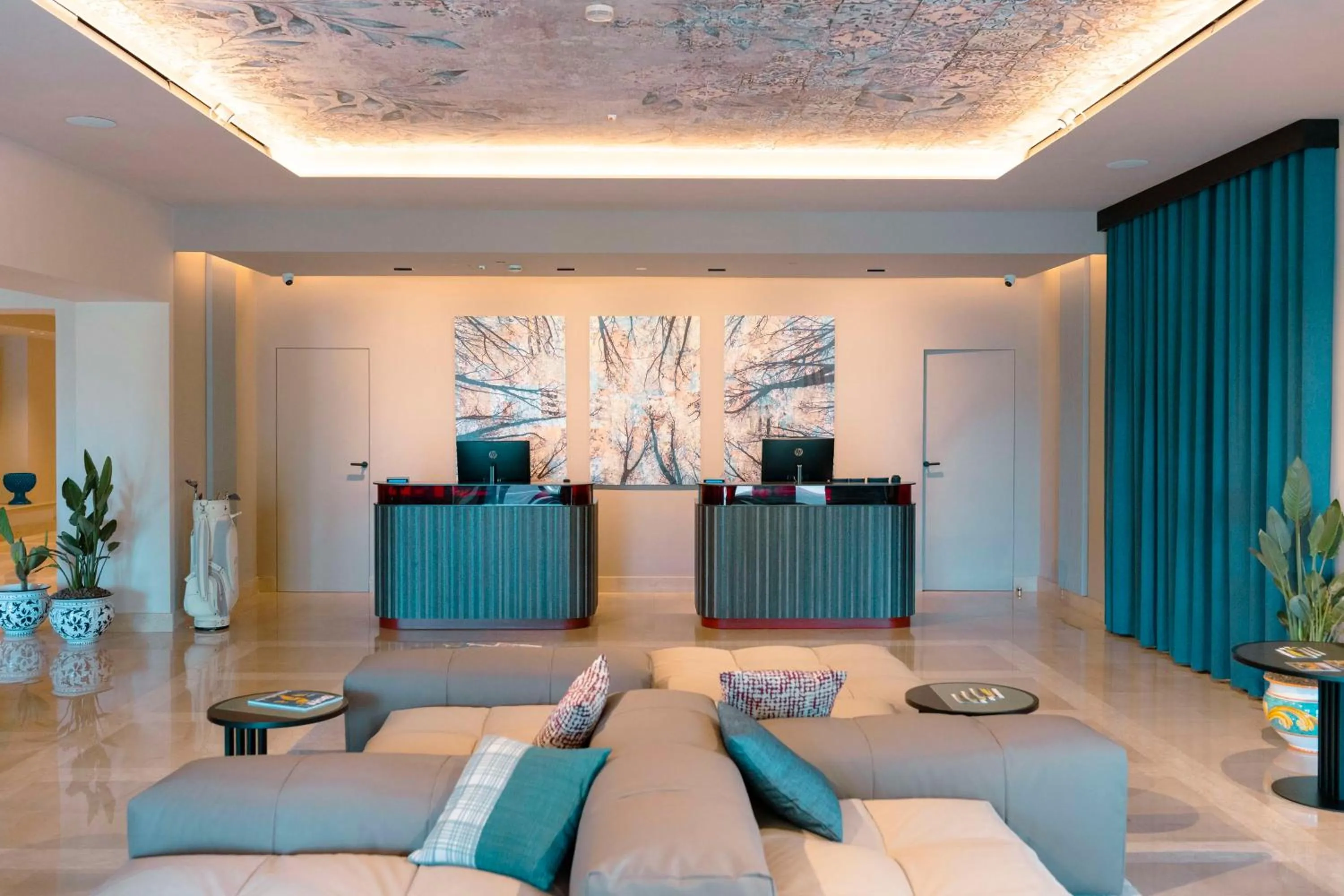 Lobby or reception in Picciolo Etna Golf Resort & Spa, Curio Collection by Hilton