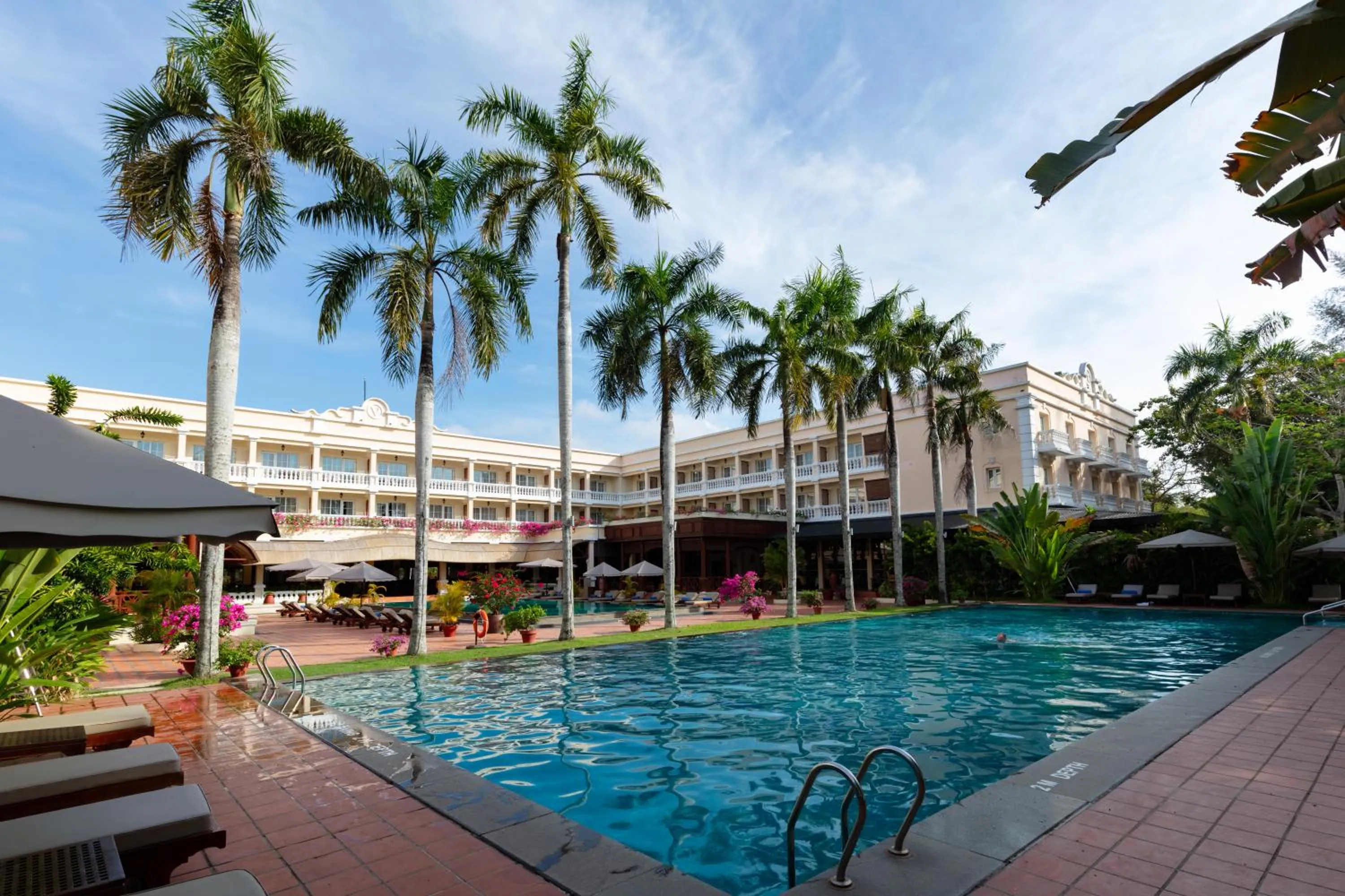 Swimming pool in Victoria Can Tho Resort