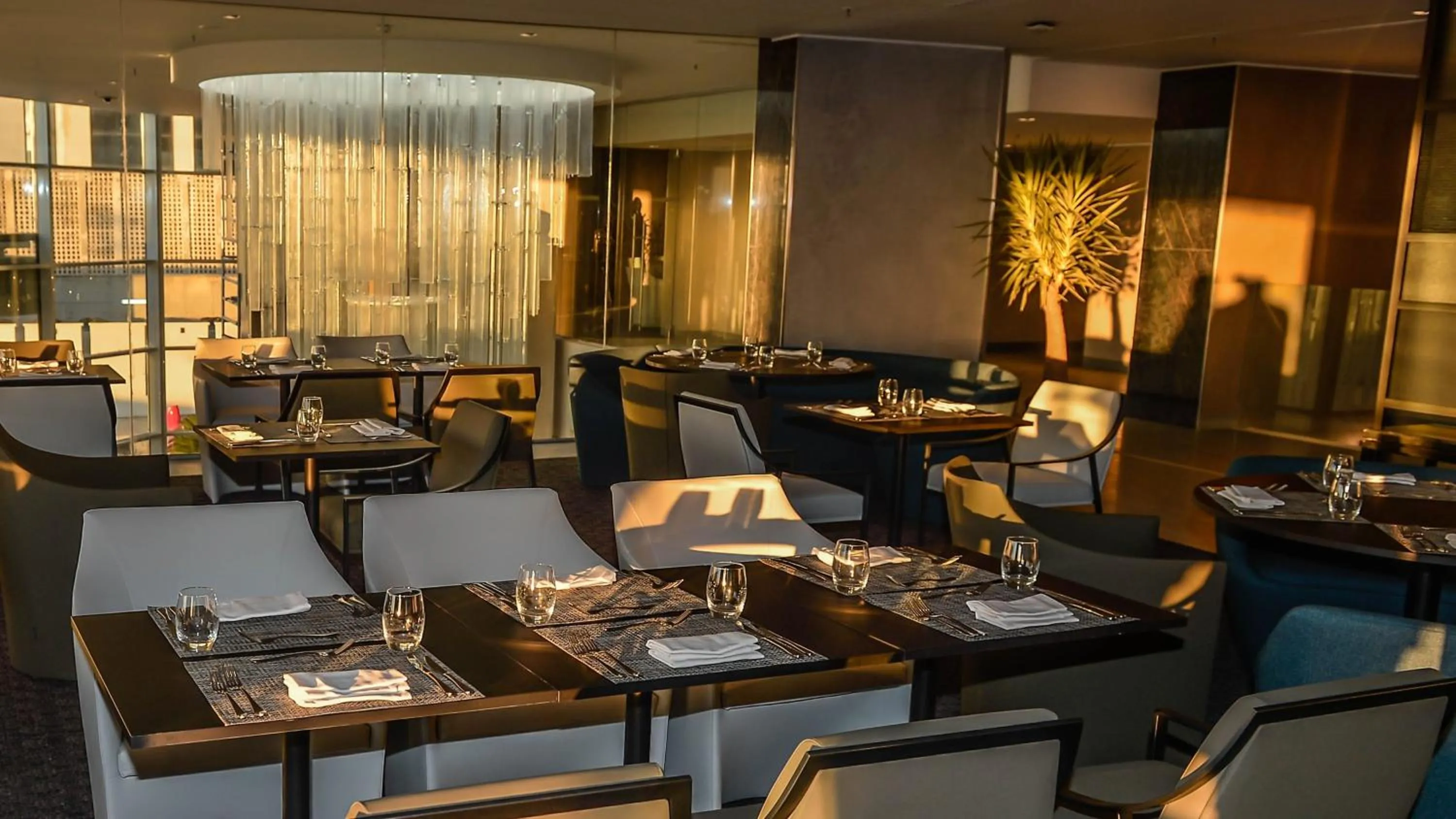 Restaurant/places to eat in Holiday Inn Algiers - Cheraga Tower by IHG