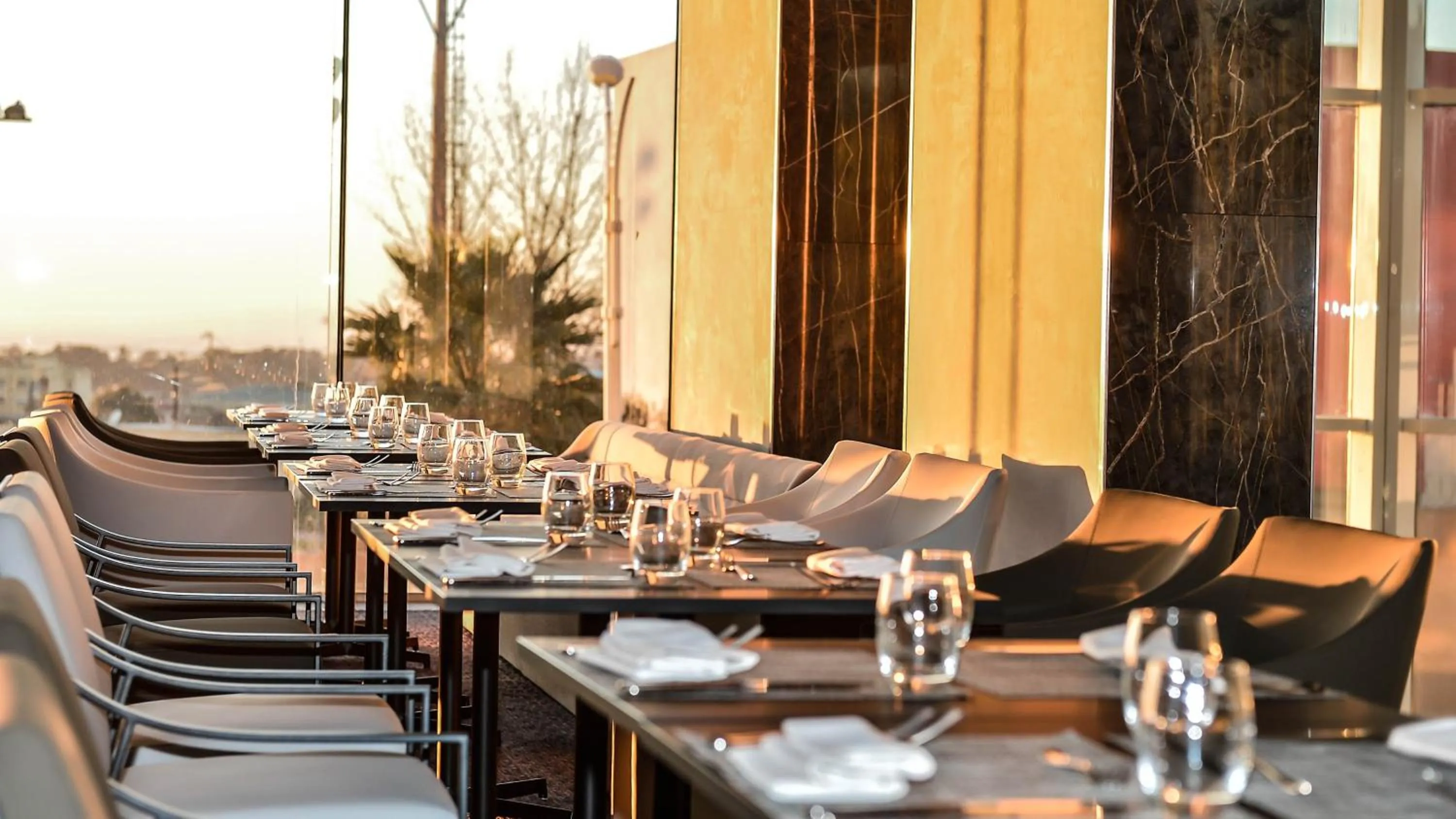 Restaurant/places to eat in Holiday Inn Algiers - Cheraga Tower by IHG