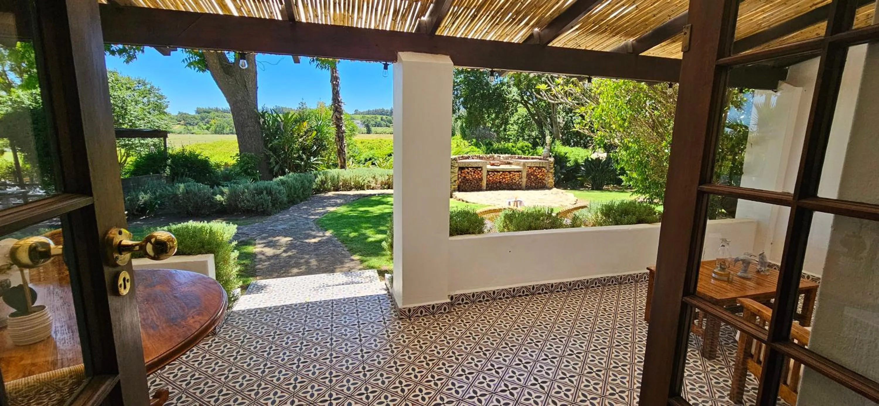 Property building in De Leeuwenhof Estate