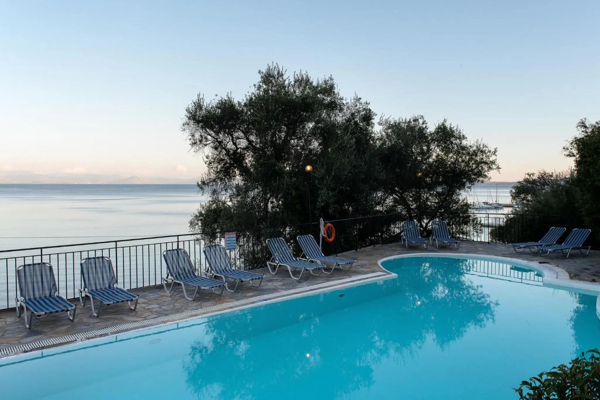 Swimming pool in Dimitra Studios