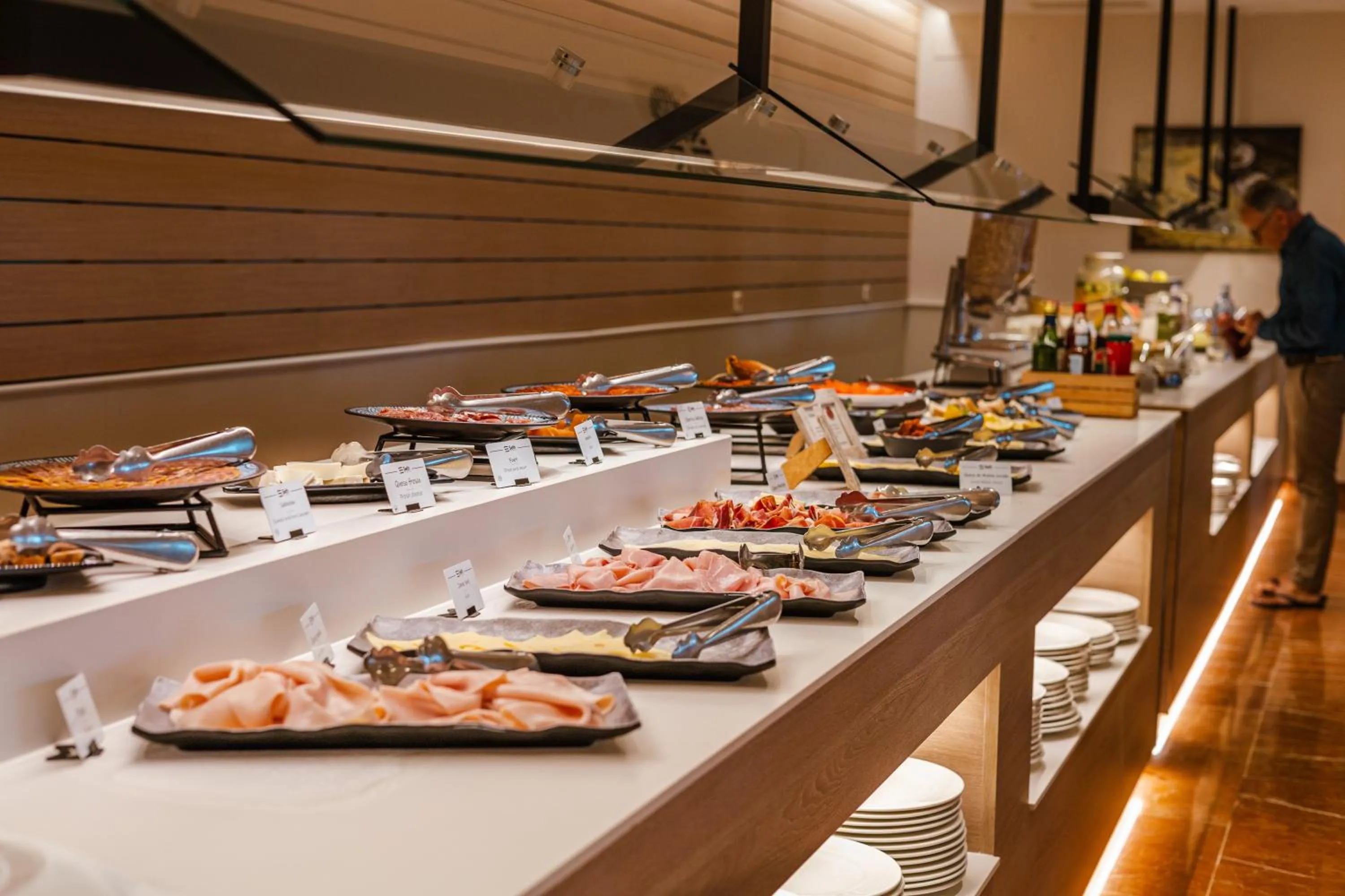 Breakfast in Seth Santo Tomás