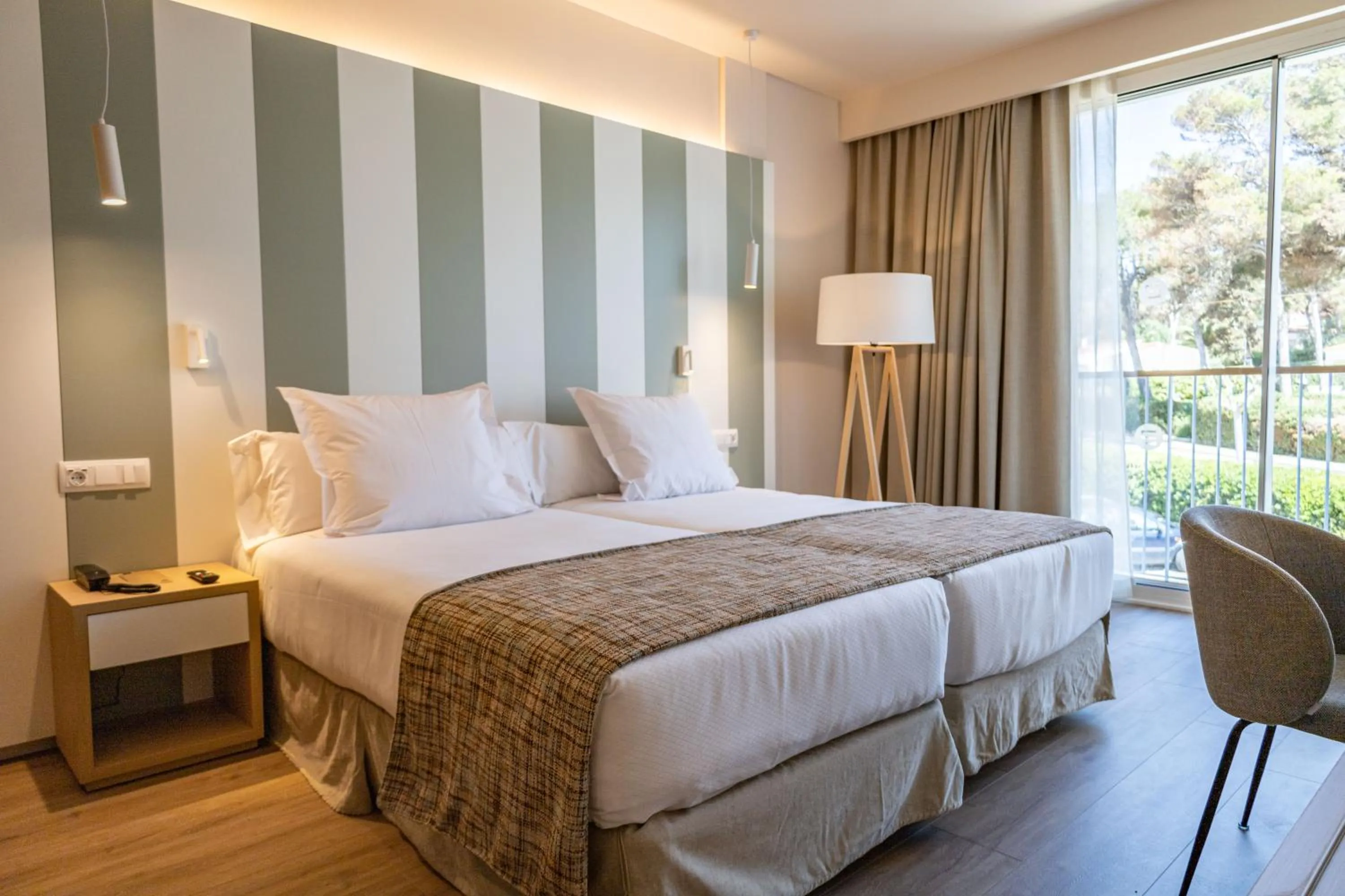 Bedroom, Bed in Seth Santo Tomás