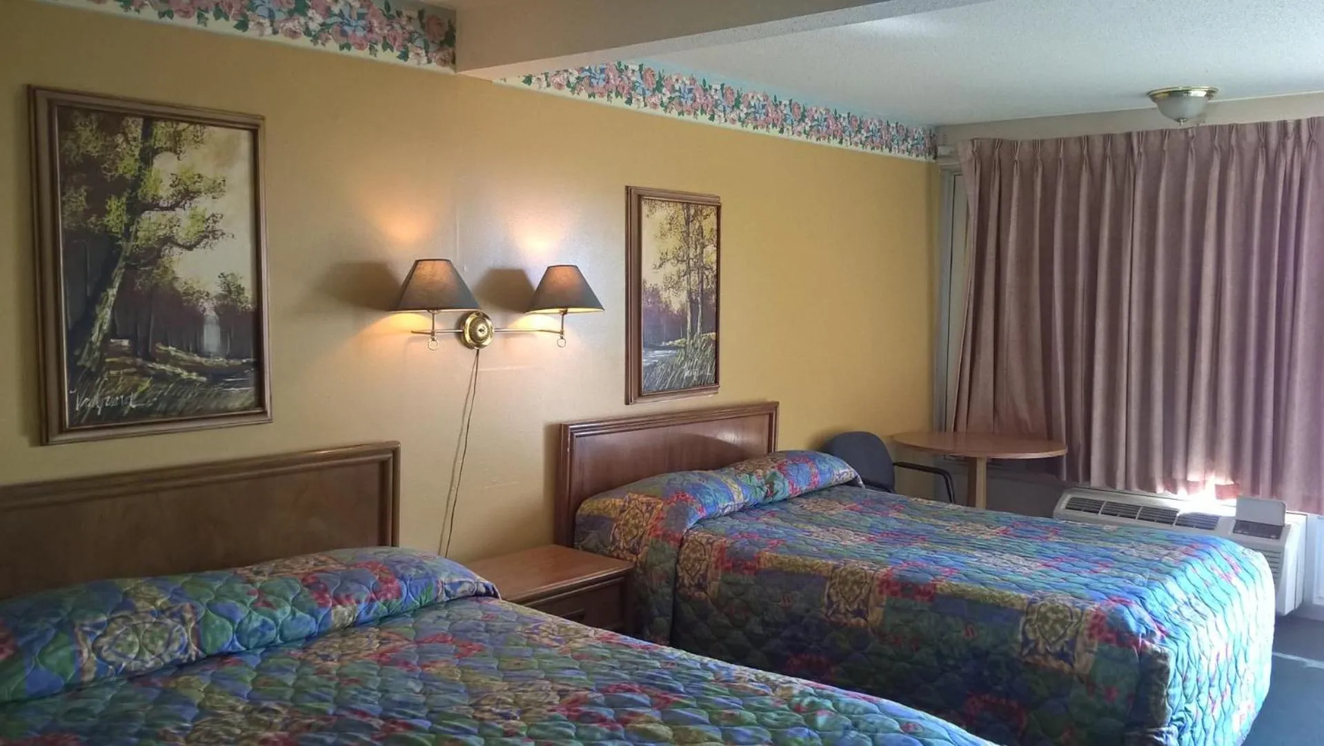 Other, Bed in Dogwood Motel