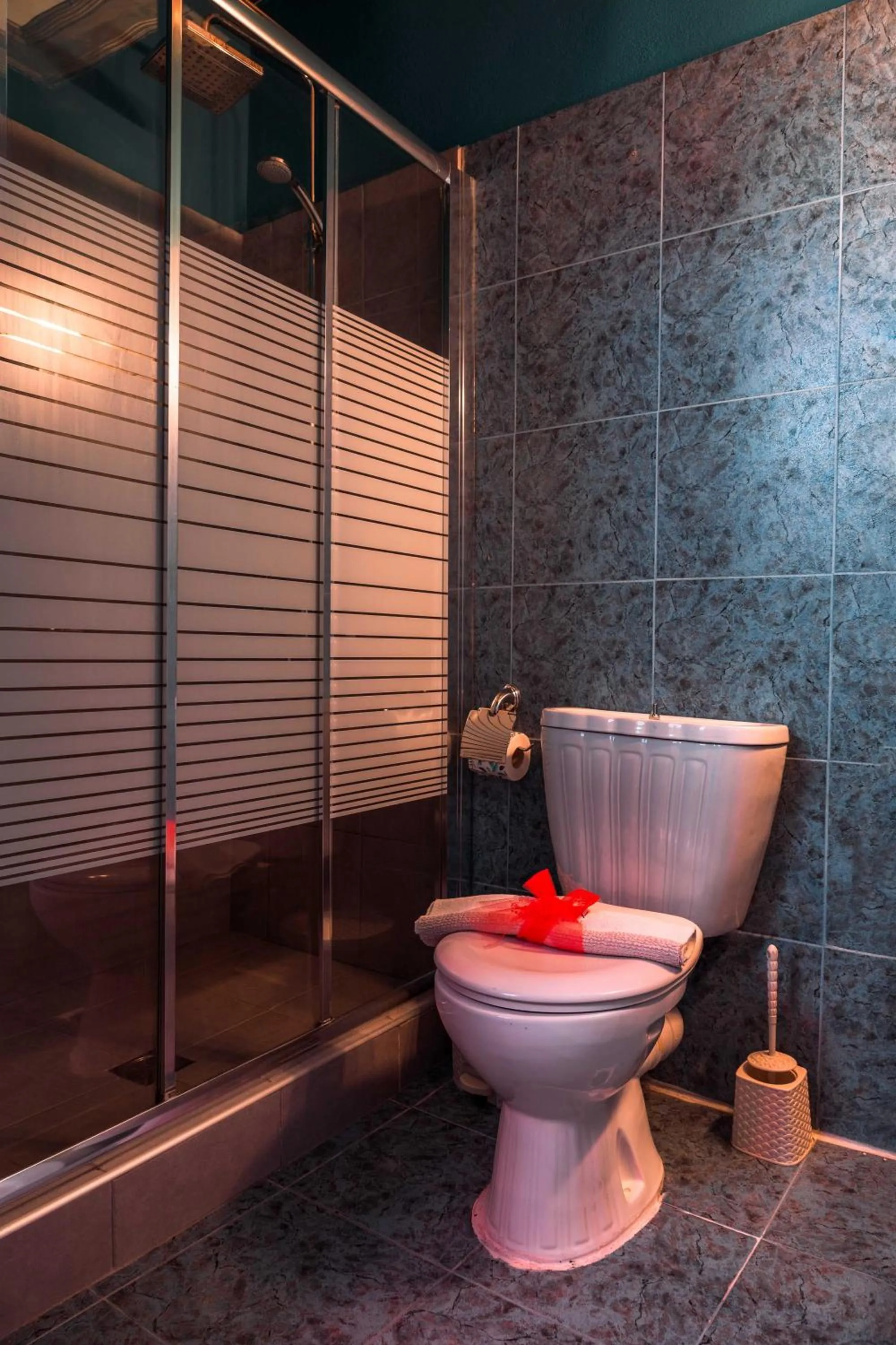 Shower in Ilion Hotel