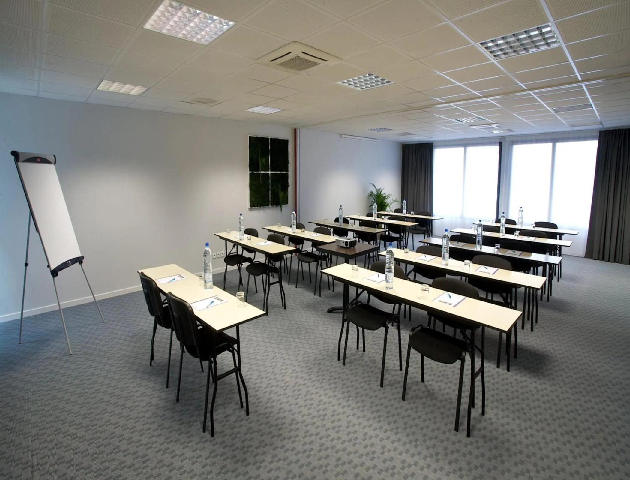 Business facilities in Lagrange Apart’Hotel Strasbourg Wilson