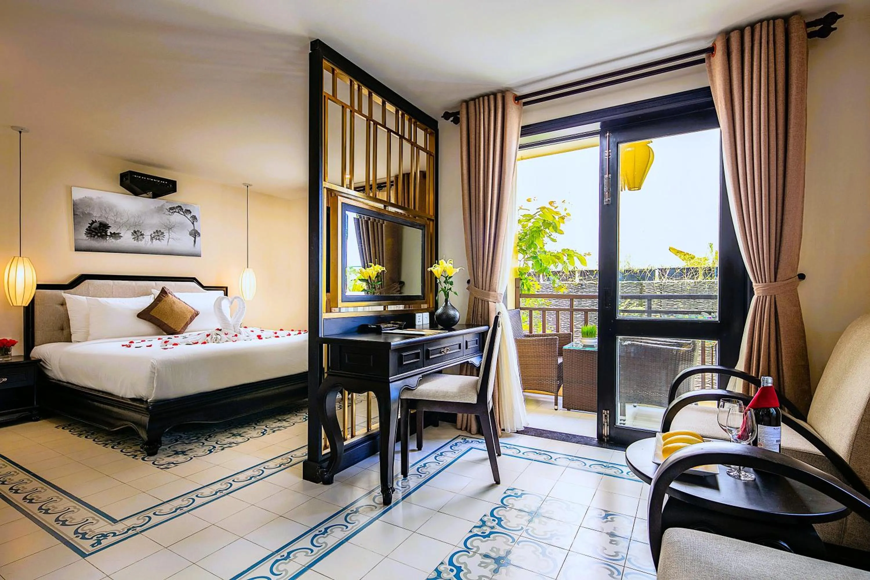 Bedroom, Bed in Silkotel Hoi An