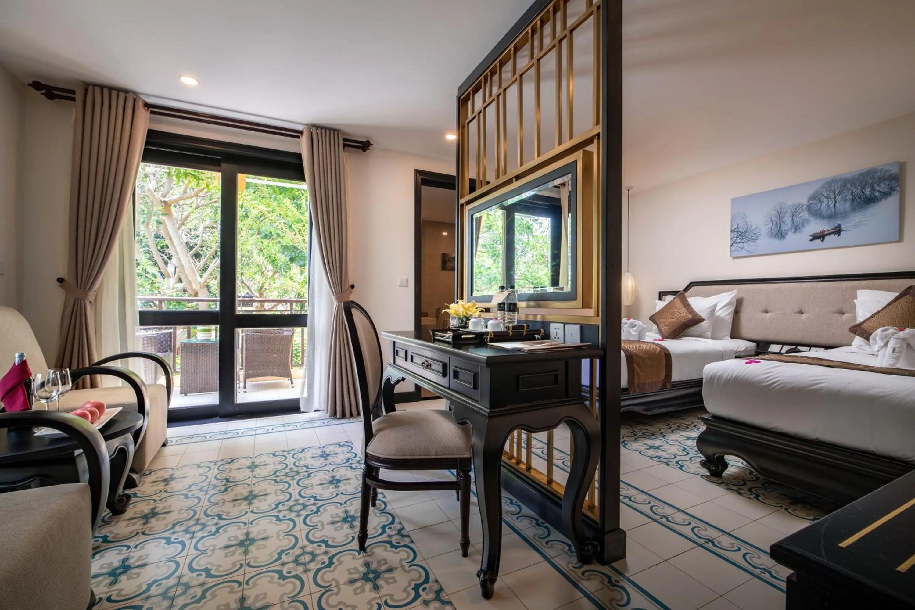 Living room, Bed in Silkotel Hoi An