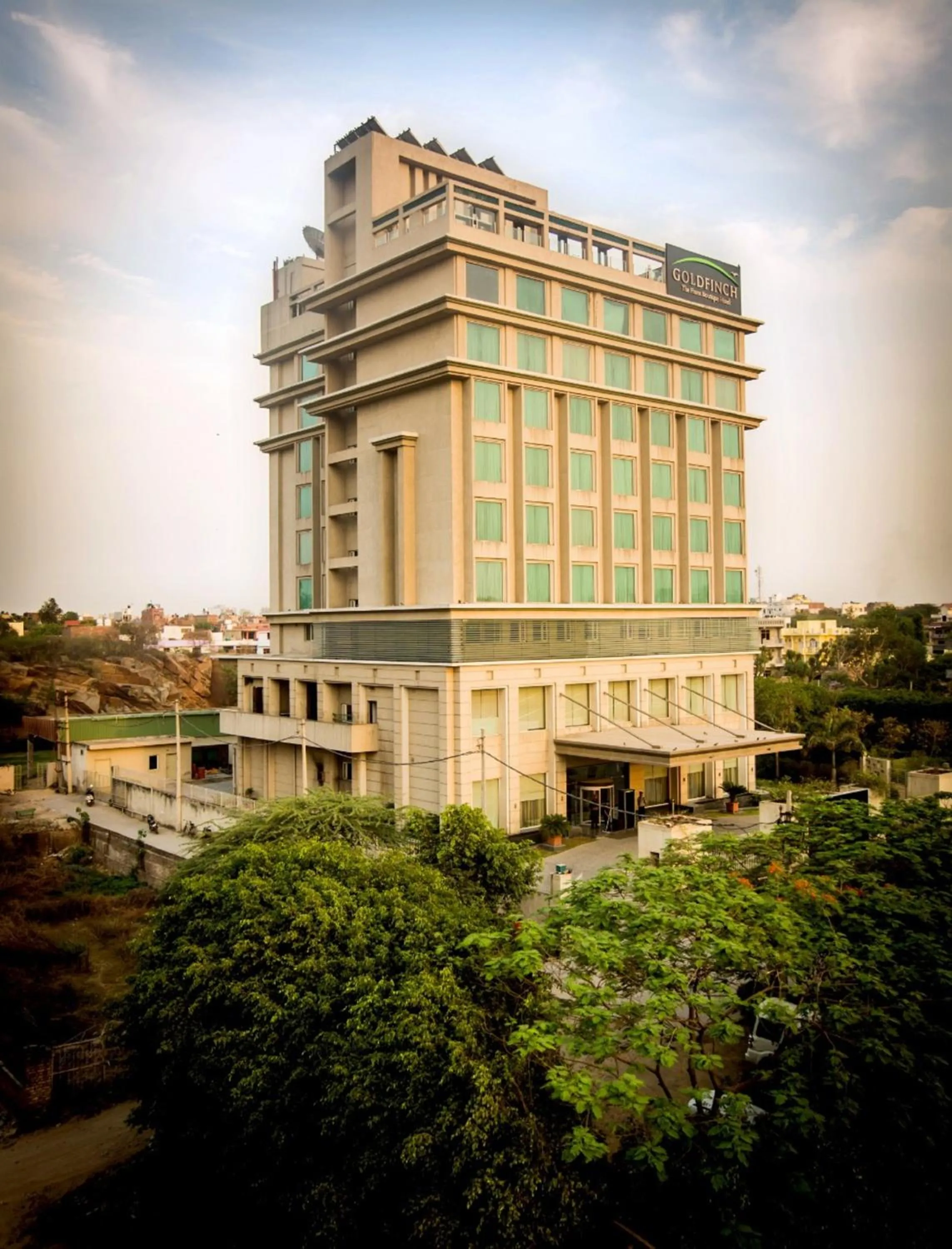 Facade/entrance in Goldfinch Hotel Delhi NCR