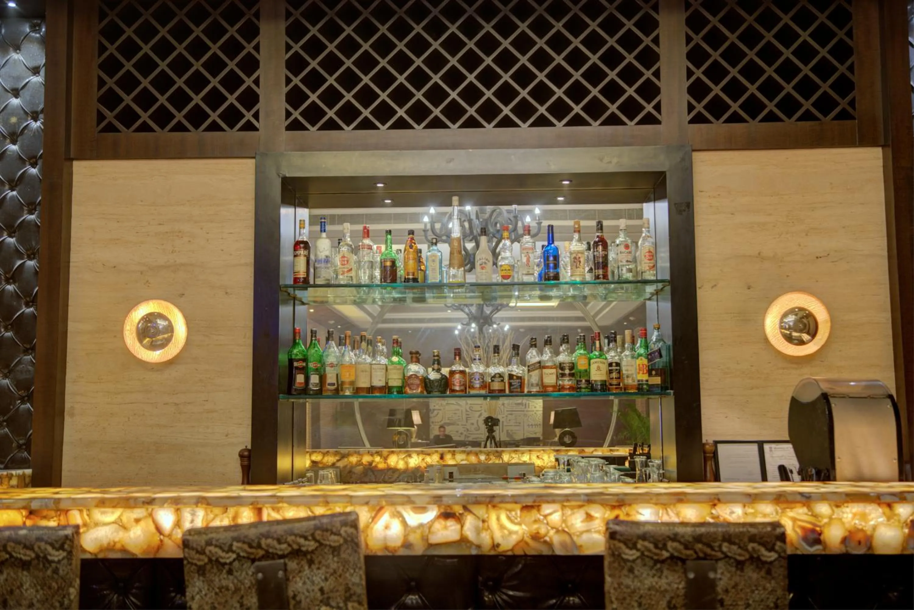 Lobby or reception in Goldfinch Hotel Delhi NCR