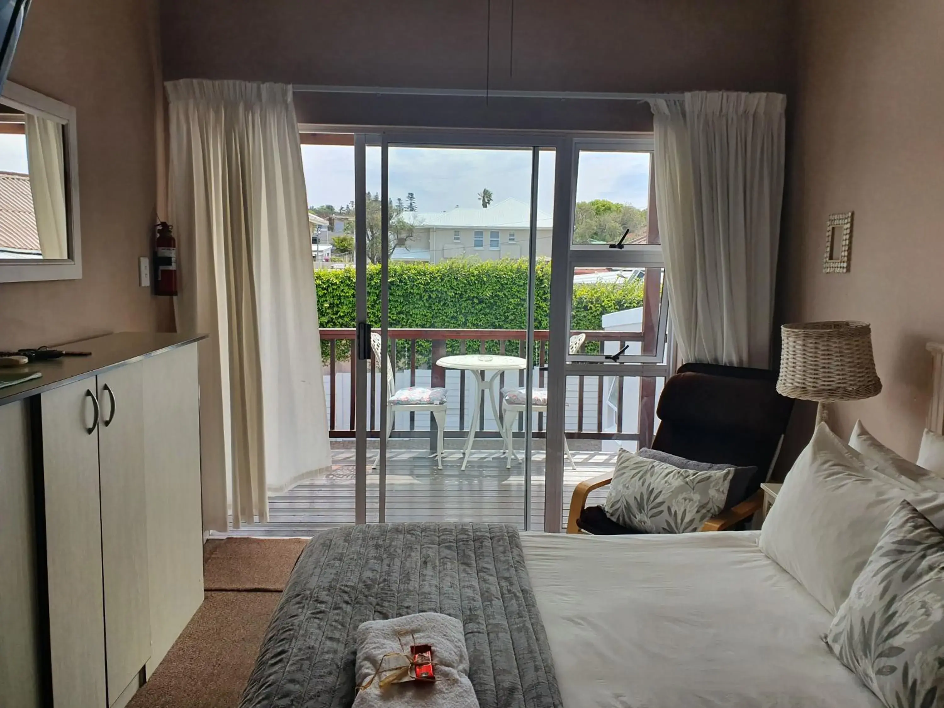 Double Room with Balcony in Nahoon Bed & Breakfast Double Room with Balcony in Nahoon Bed & Breakfast