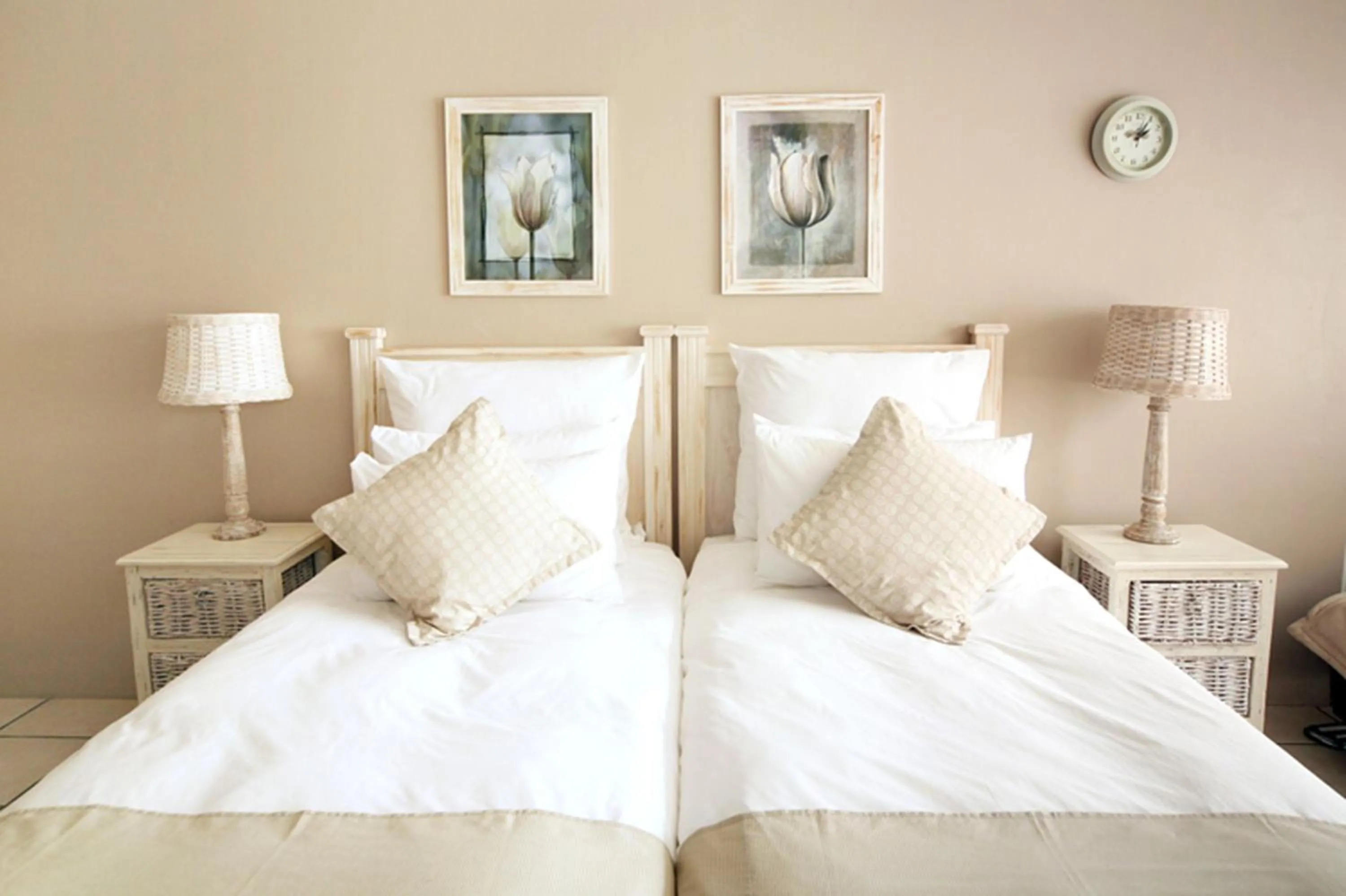 Bedroom, Bed in Nahoon Bed & Breakfast