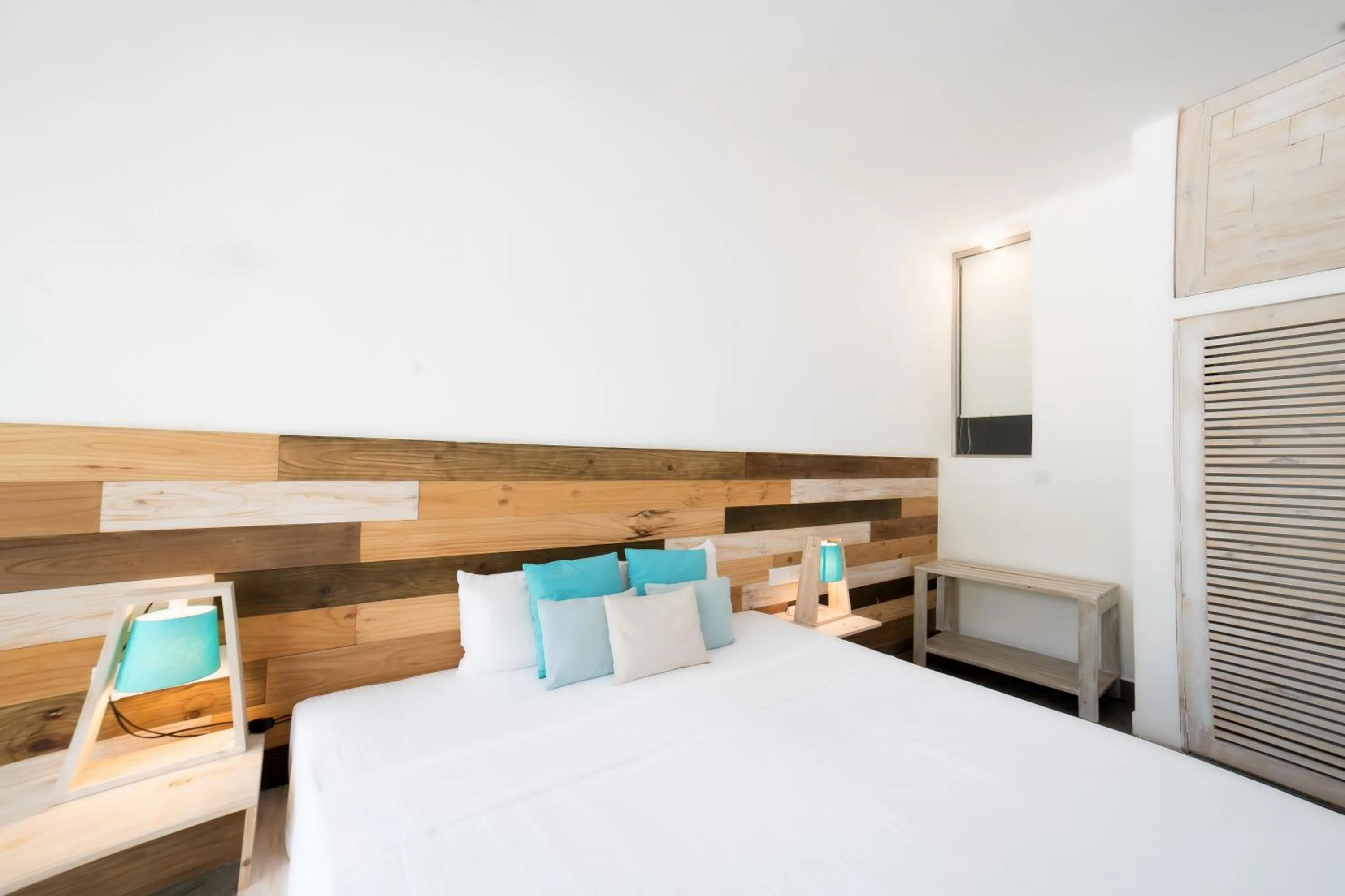 Bedroom, Bed in Hikkaduwa Beach Hotel