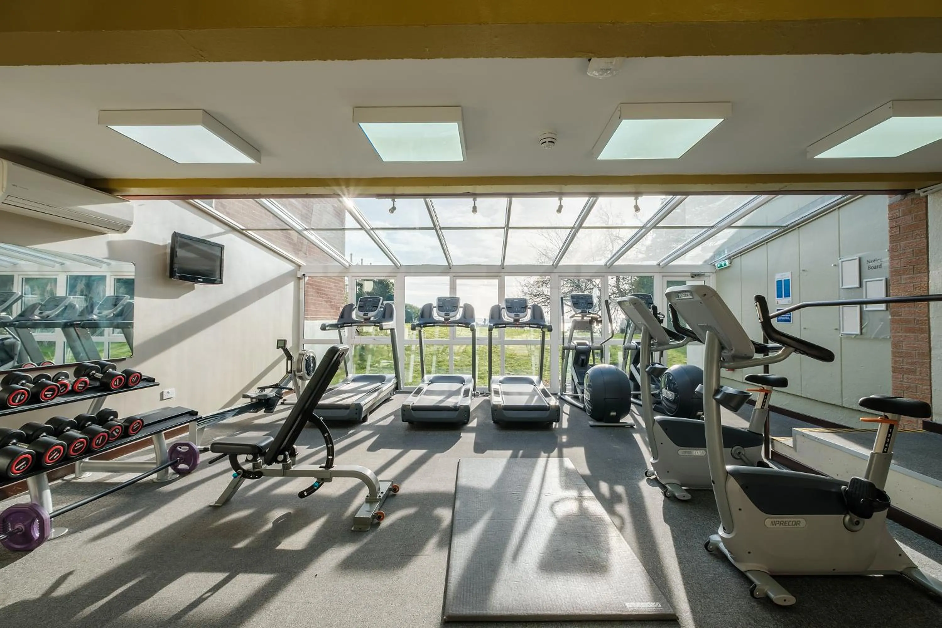 Fitness centre/facilities in Hull Humber View Hotel, BW Signature Collection