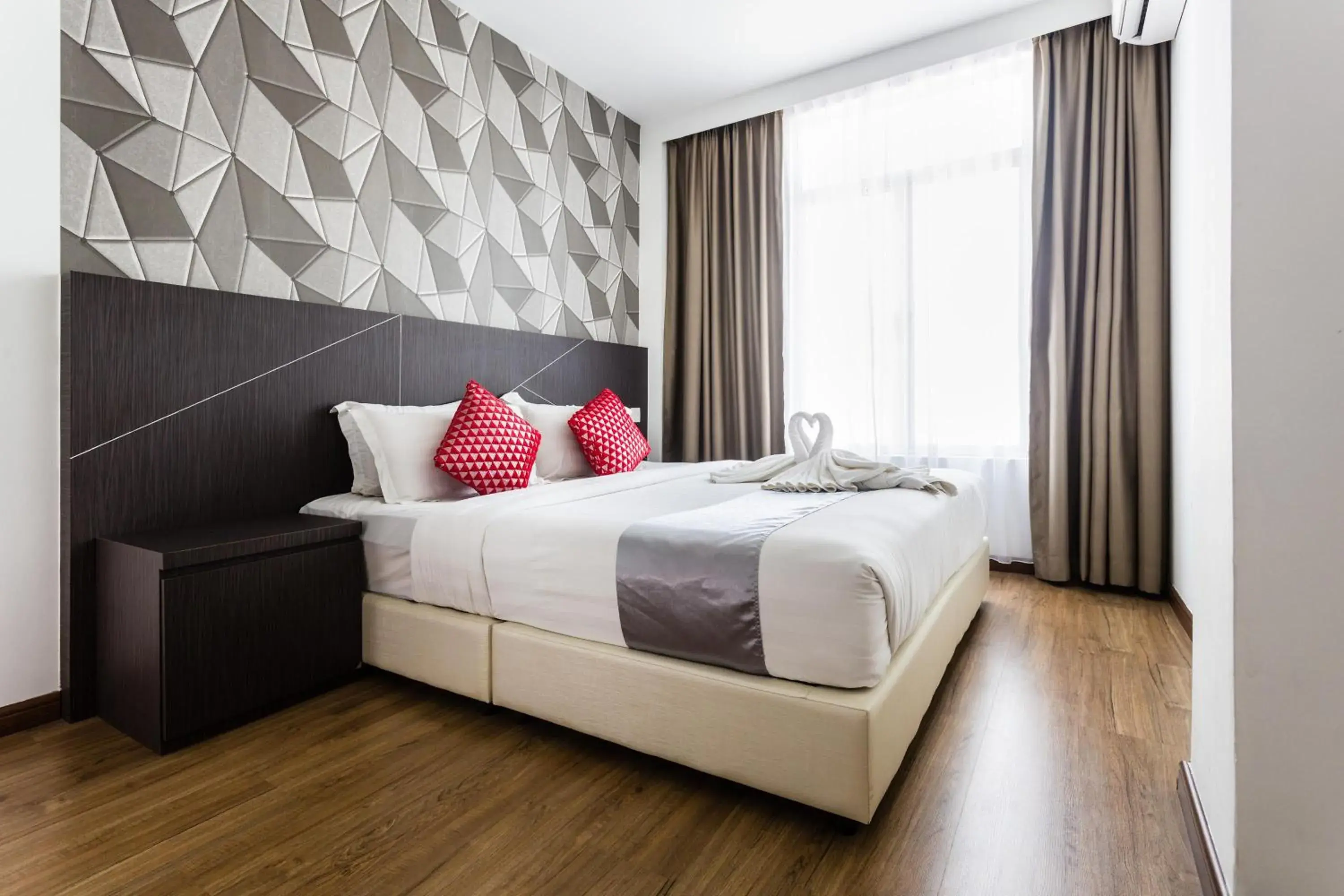 Deluxe King Room in E-Red Hotel Melaka Deluxe King Room in E-Red Hotel Melaka