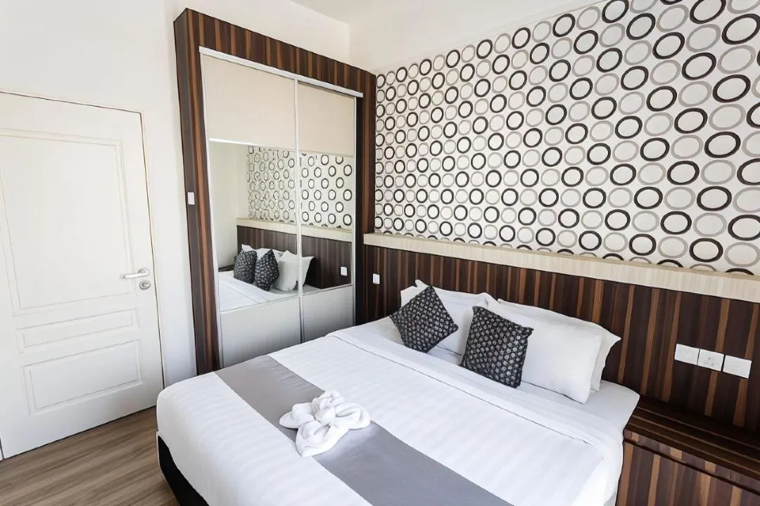 Bedroom, Bed in THE REED HOTEL MELAKA formerly known as E-Red Hotel Melaka