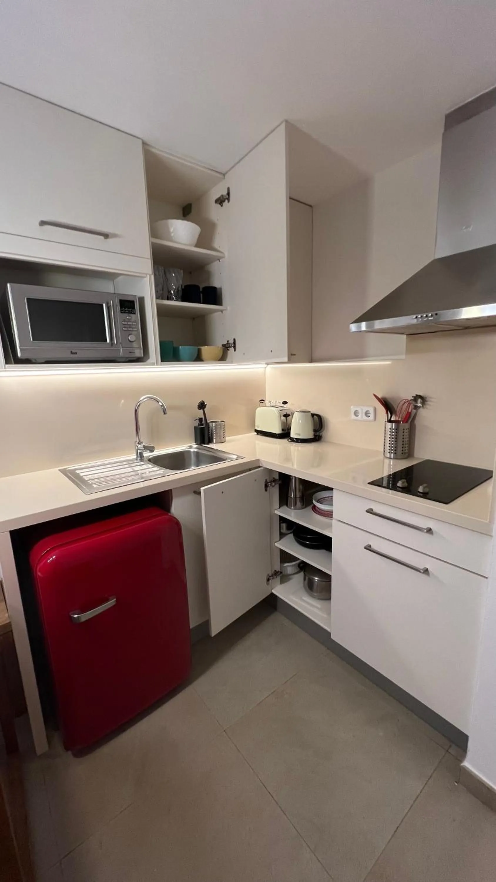 Kitchen or kitchenette in Boutique Apartments Poniente Playa