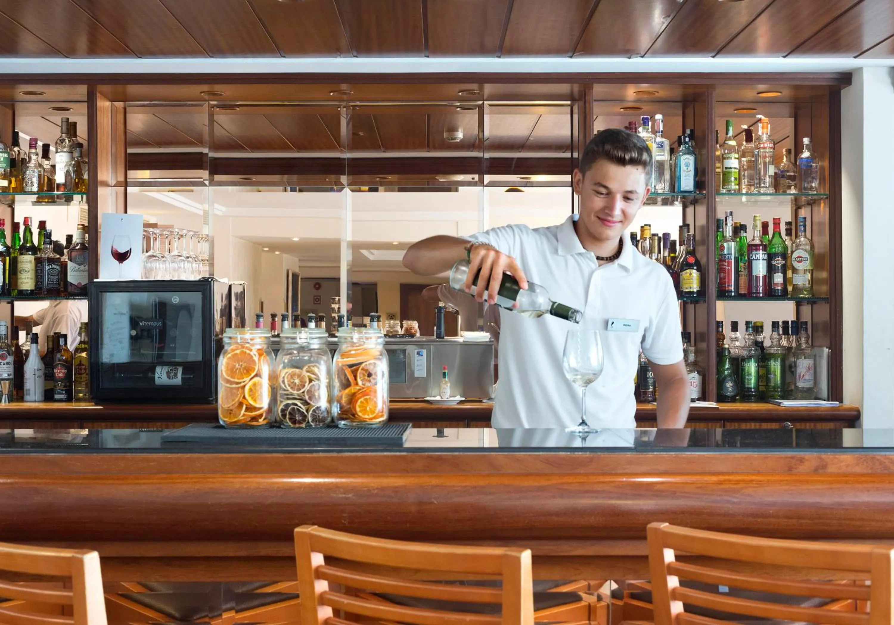 Staff in Hipotels Mercedes Aparthotel