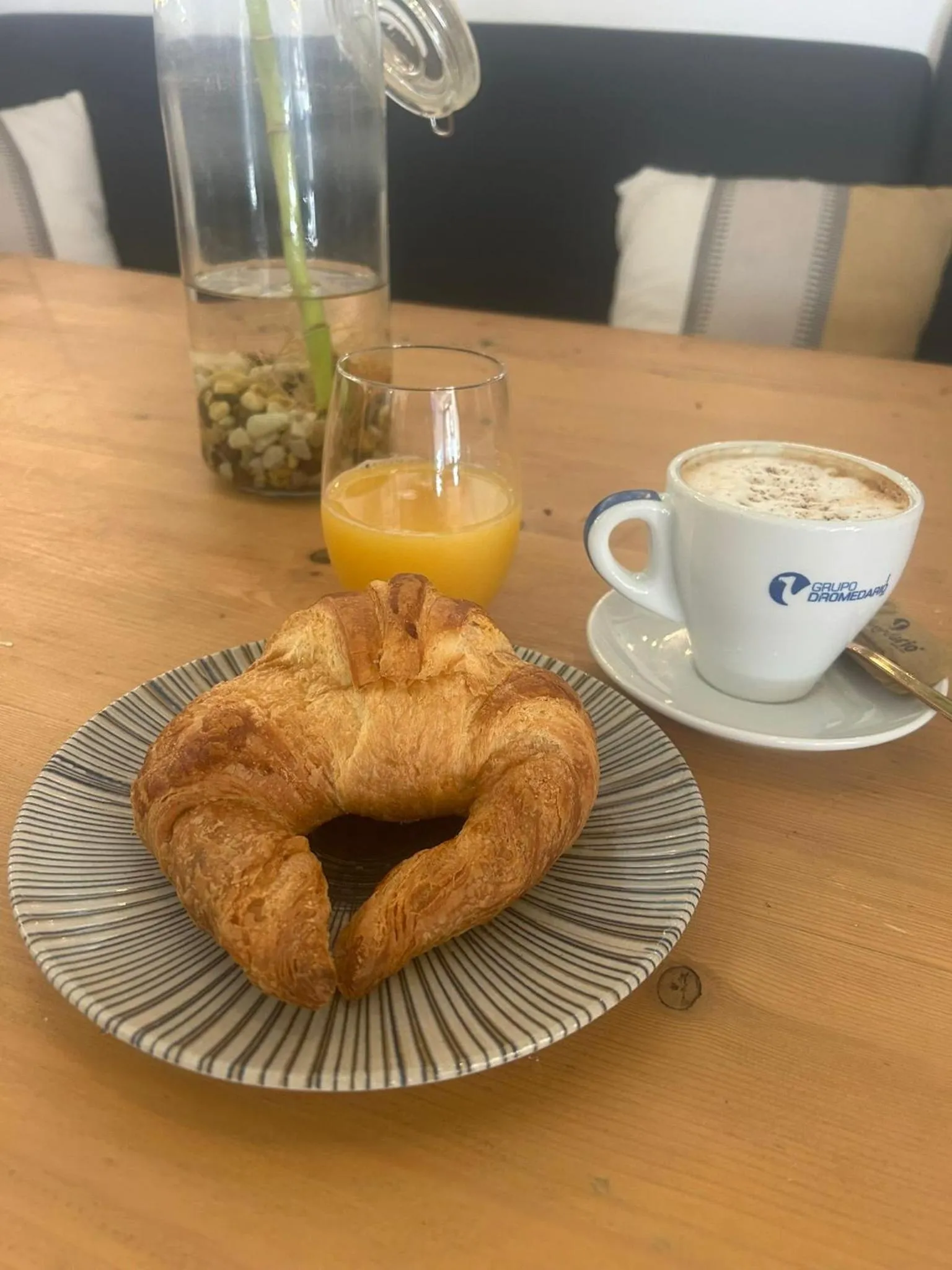 Breakfast in TAK Boutique Old Town con Parking bajo disponibilidad hasta 15 marzo 2026