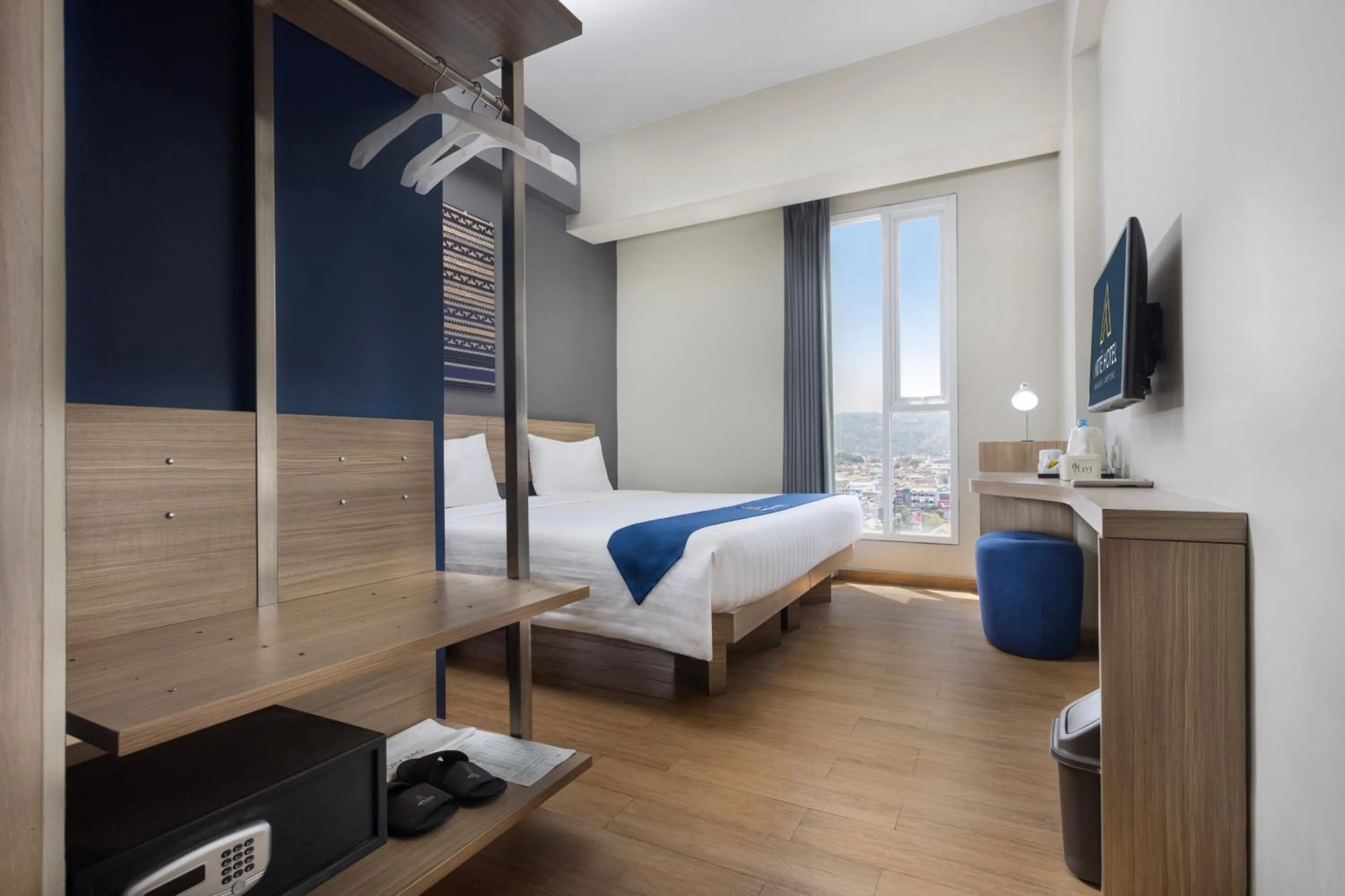 Bed in Whiz Prime Hotel Ahmad Yani Lampung