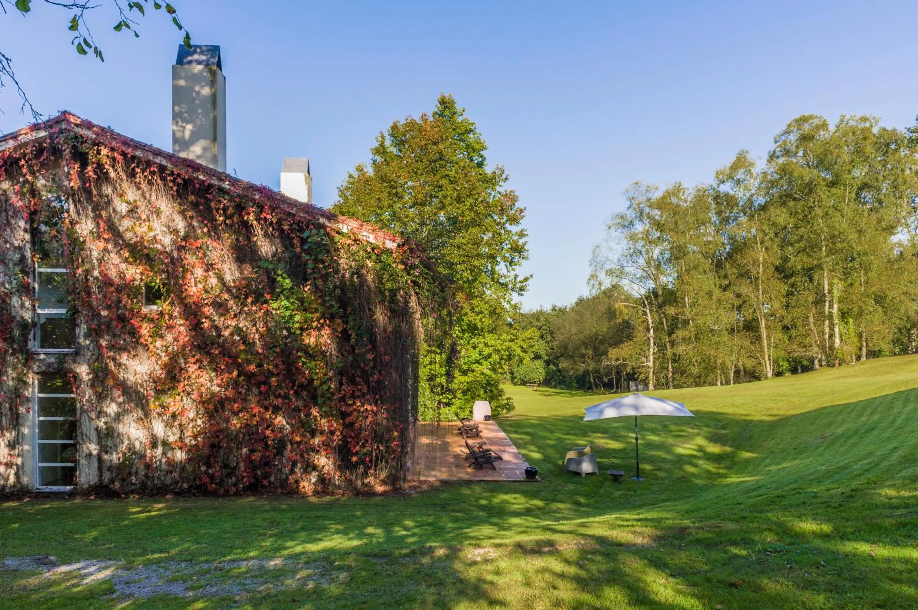 Property building in La Posada