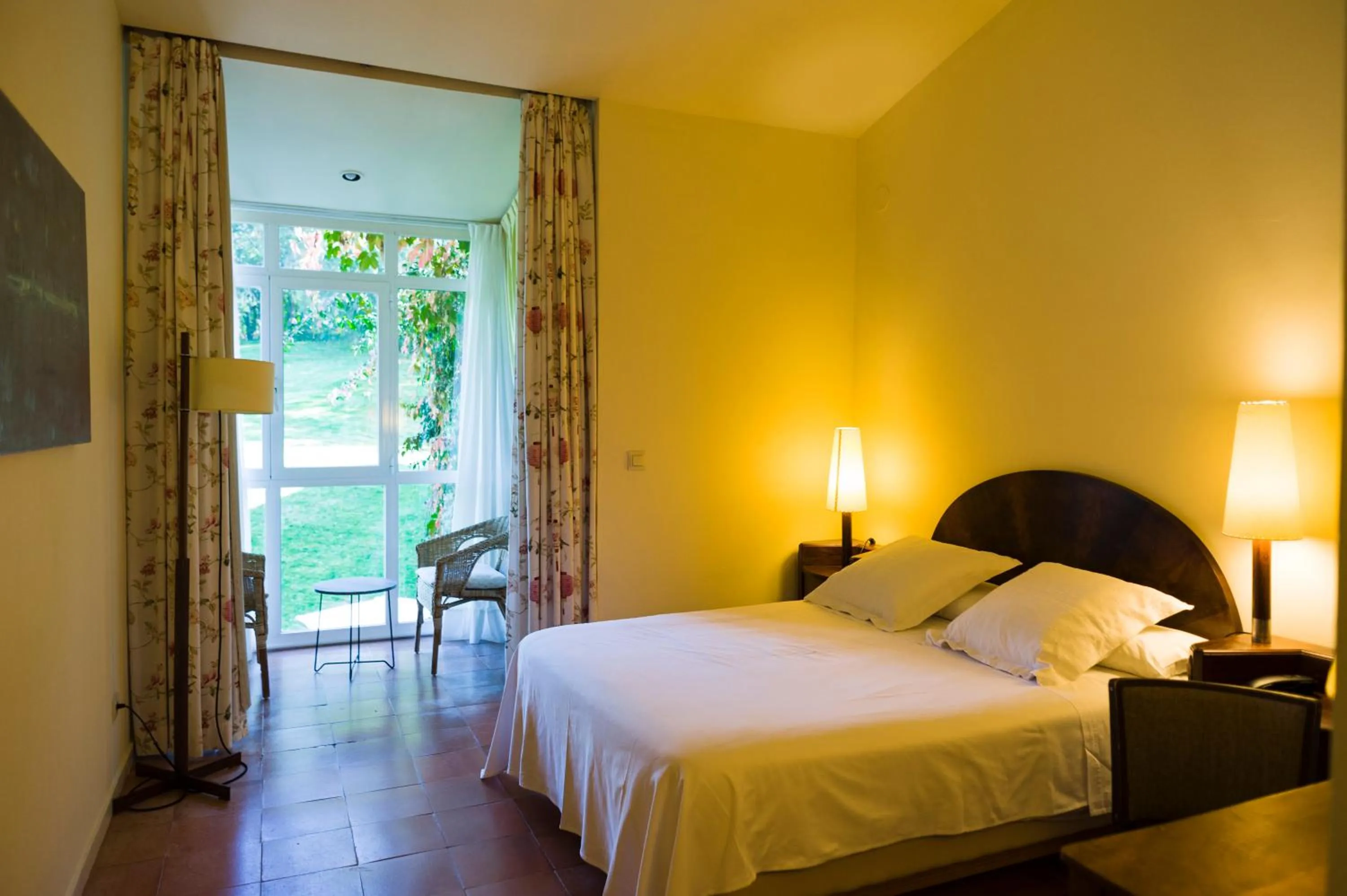 Photo of the whole room, Bed in La Posada