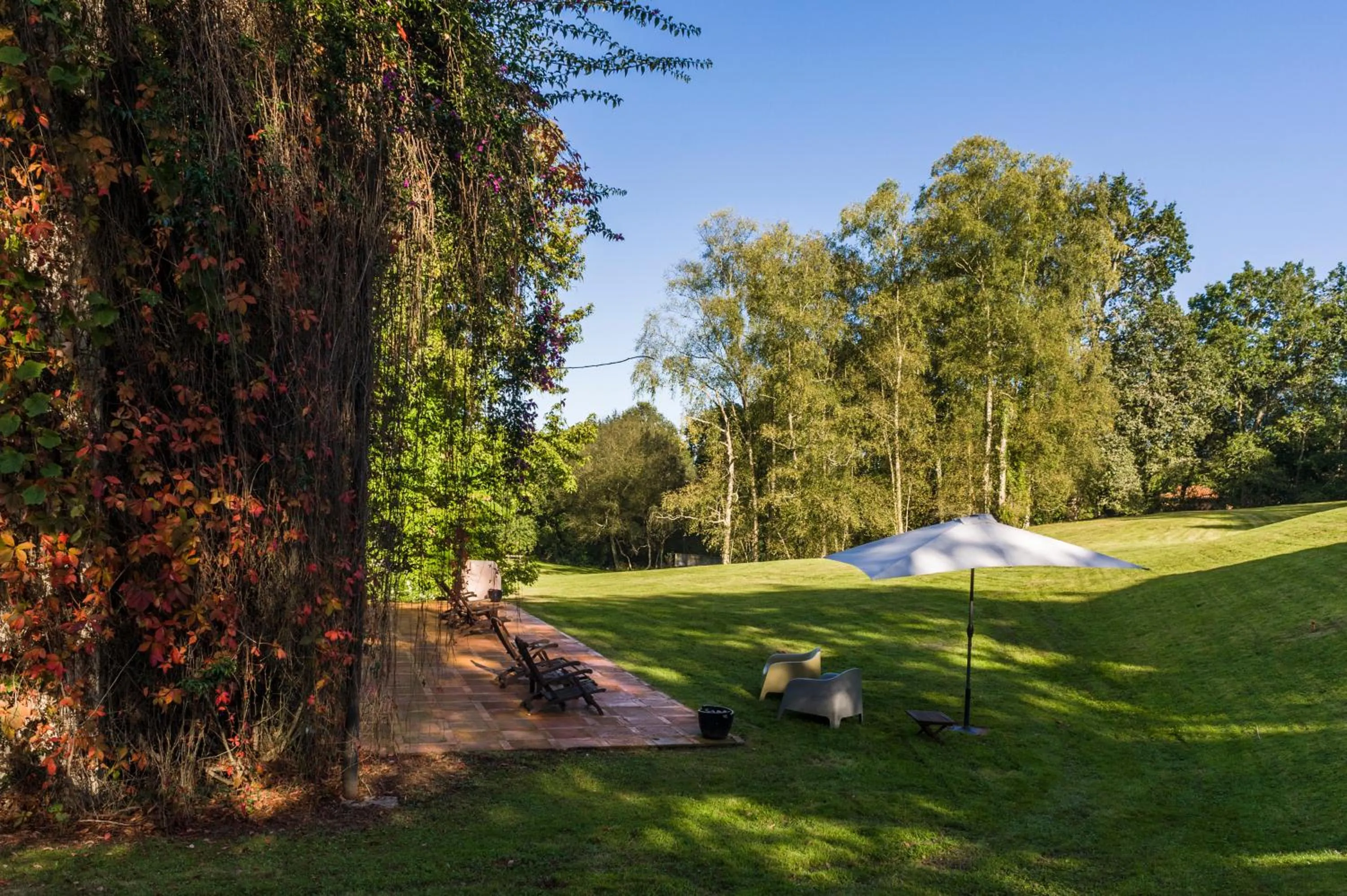 Property building in La Posada