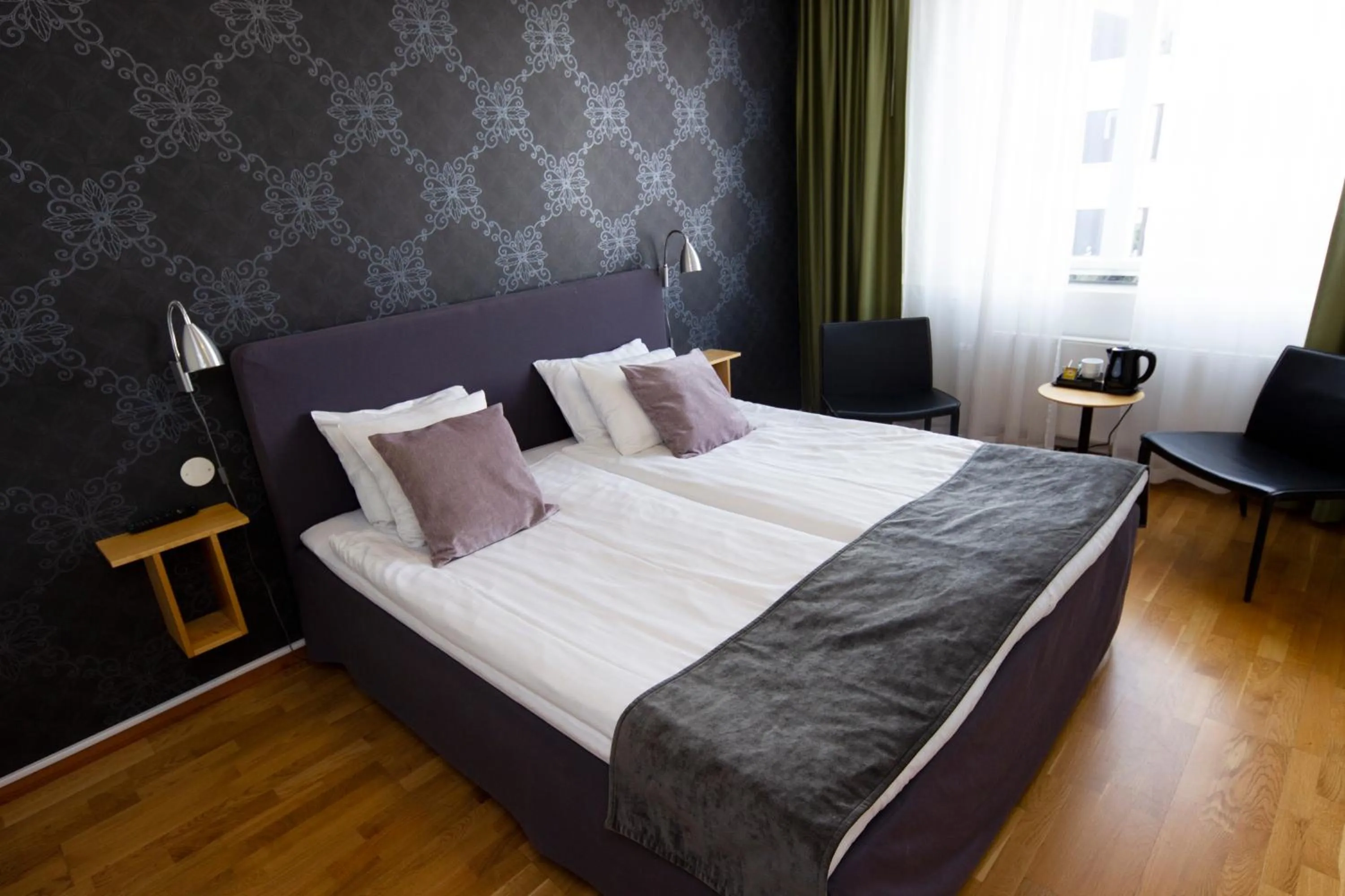 Quadruple Room in City Central Hotel Örebro by First Hotels