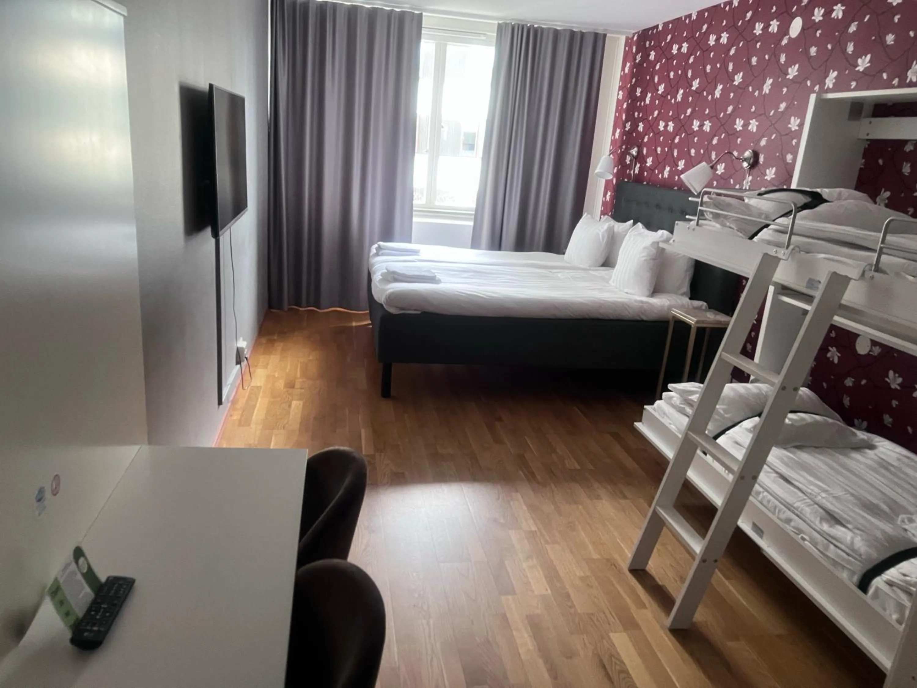 Bedroom, Bed in City Central Hotel Örebro by First Hotels