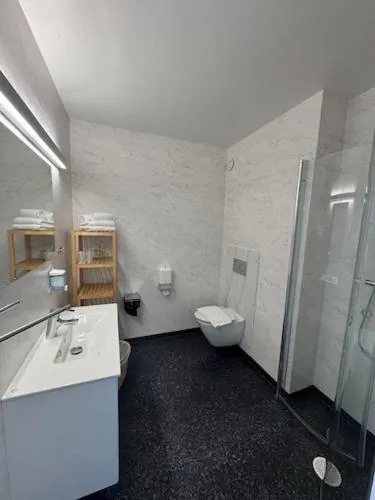 Shower in City Central Hotel Örebro by First Hotels