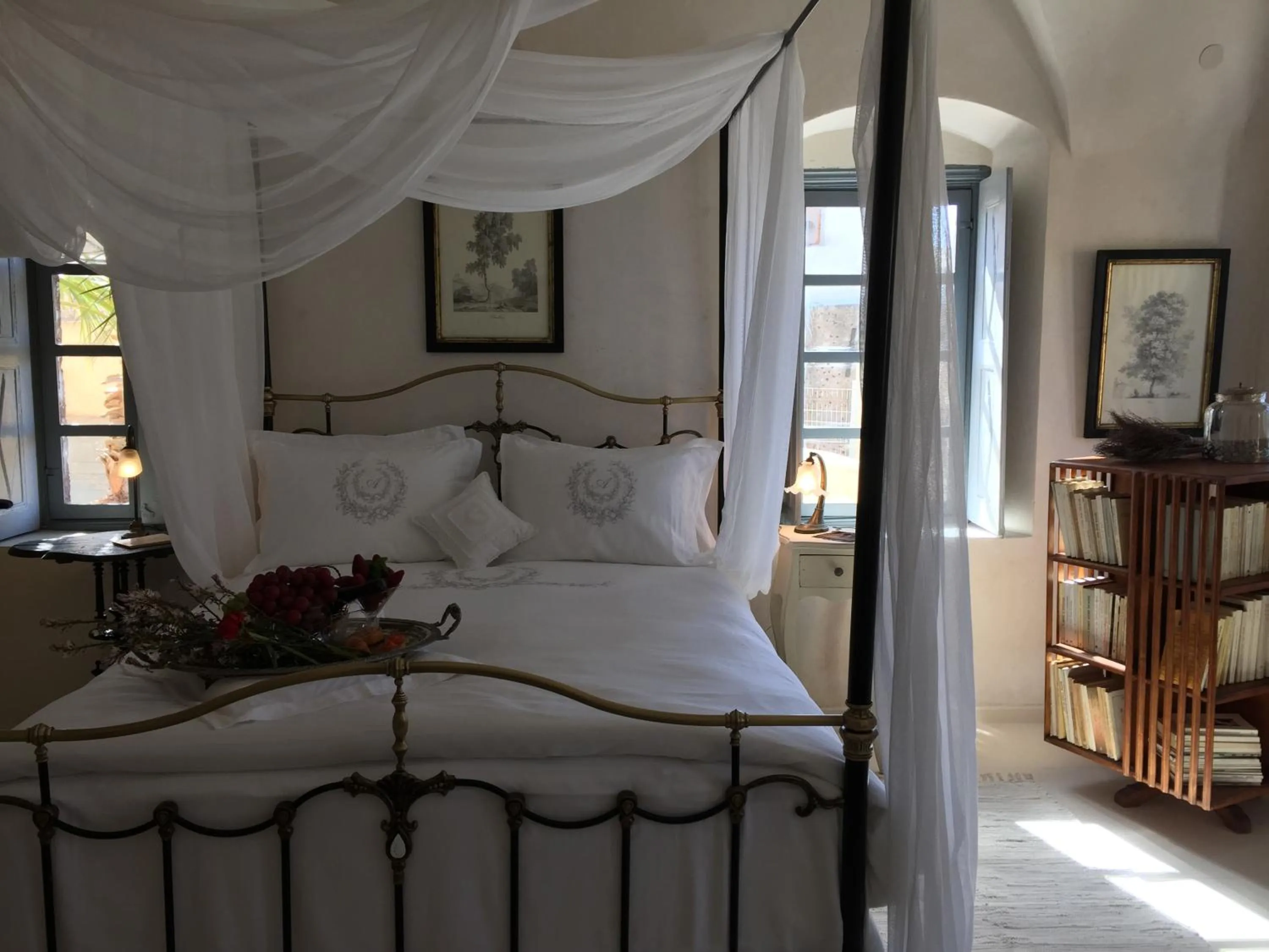 Bed in OIA UNIQUE HOMES by K&K