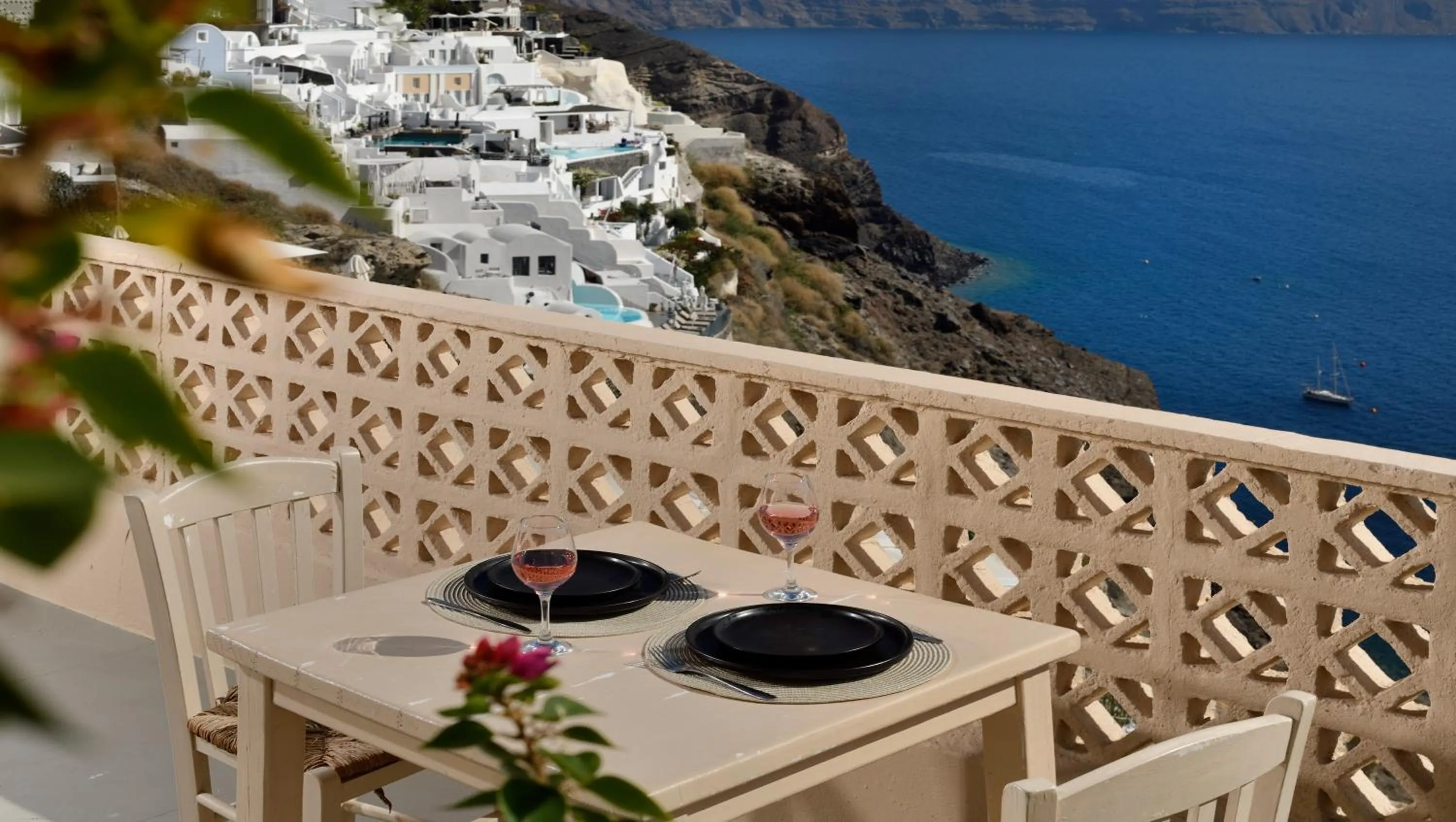 Sea view in OIA UNIQUE HOMES by K&K