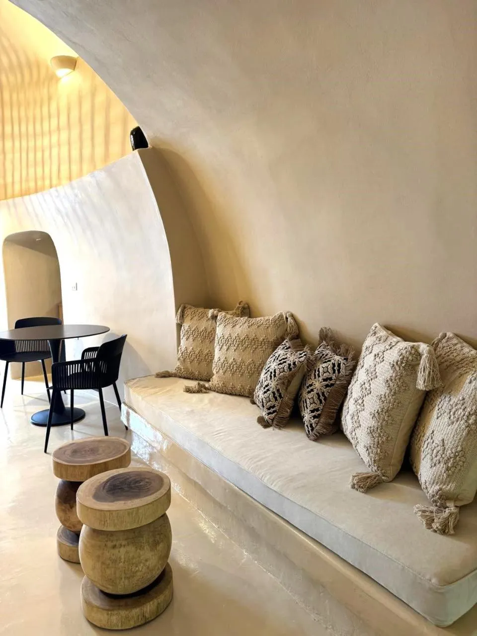 OIA UNIQUE HOMES by K&K