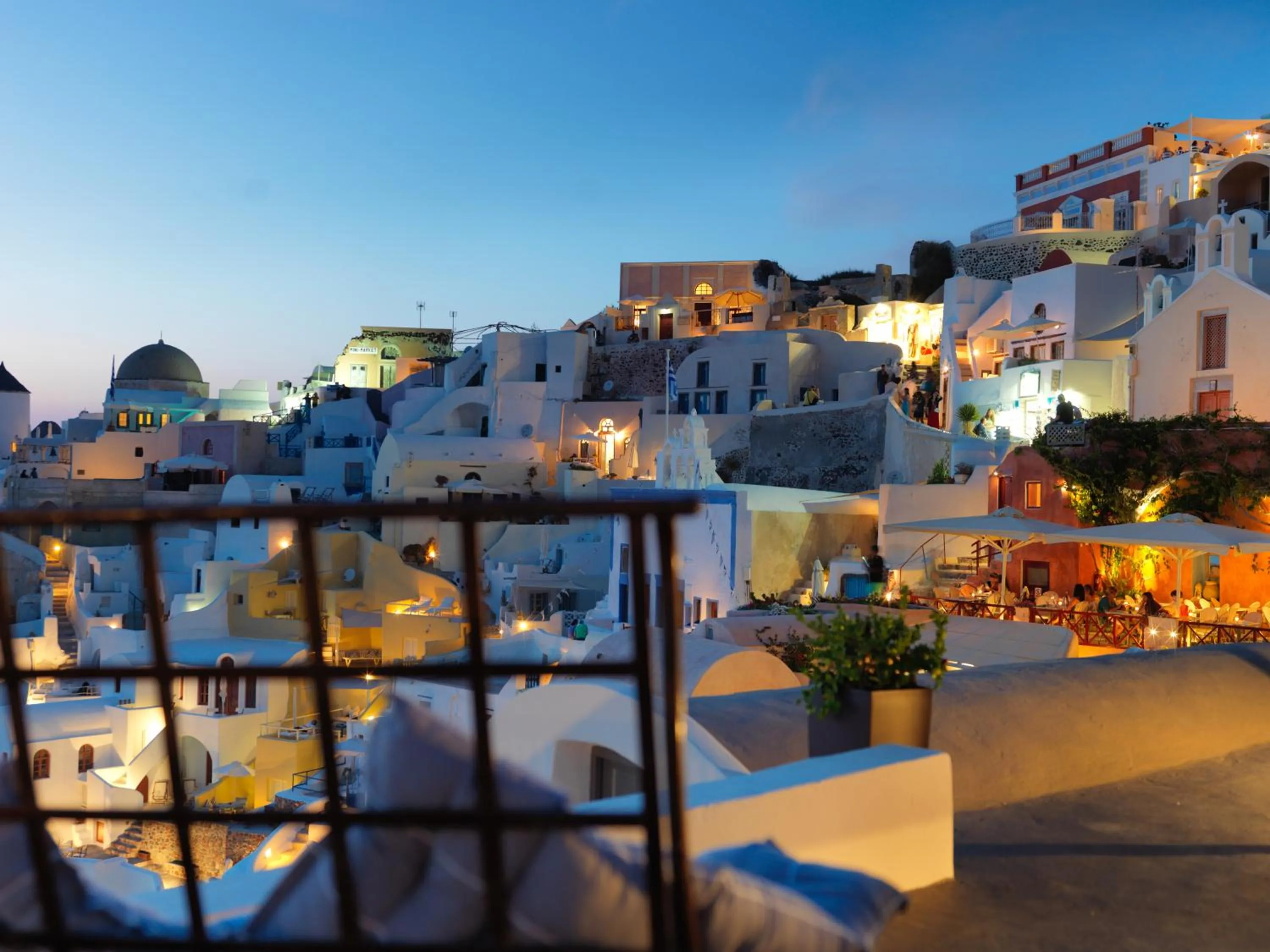 Balcony/Terrace in OIA UNIQUE HOMES by K&K