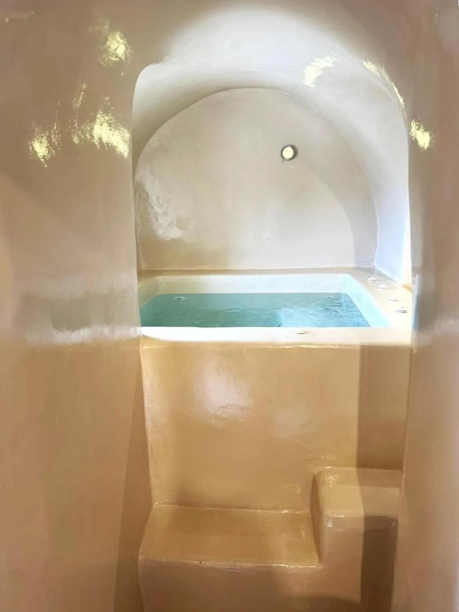 OIA UNIQUE HOMES by K&K