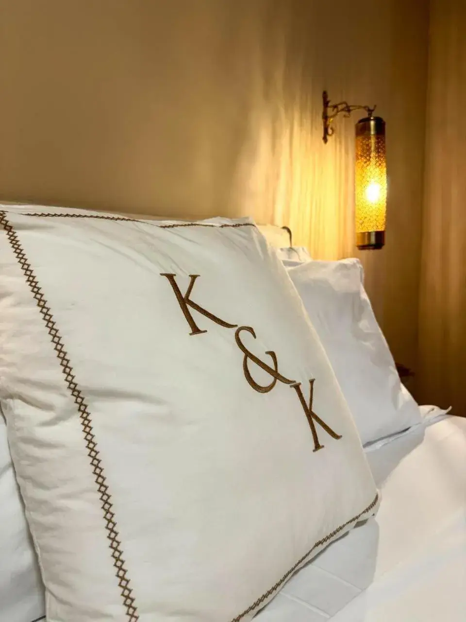 Aram Suite with Sea View by K&K in OIA UNIQUE HOMES by K&K Aram Suite with Sea View by K&K in OIA UNIQUE HOMES by K&K