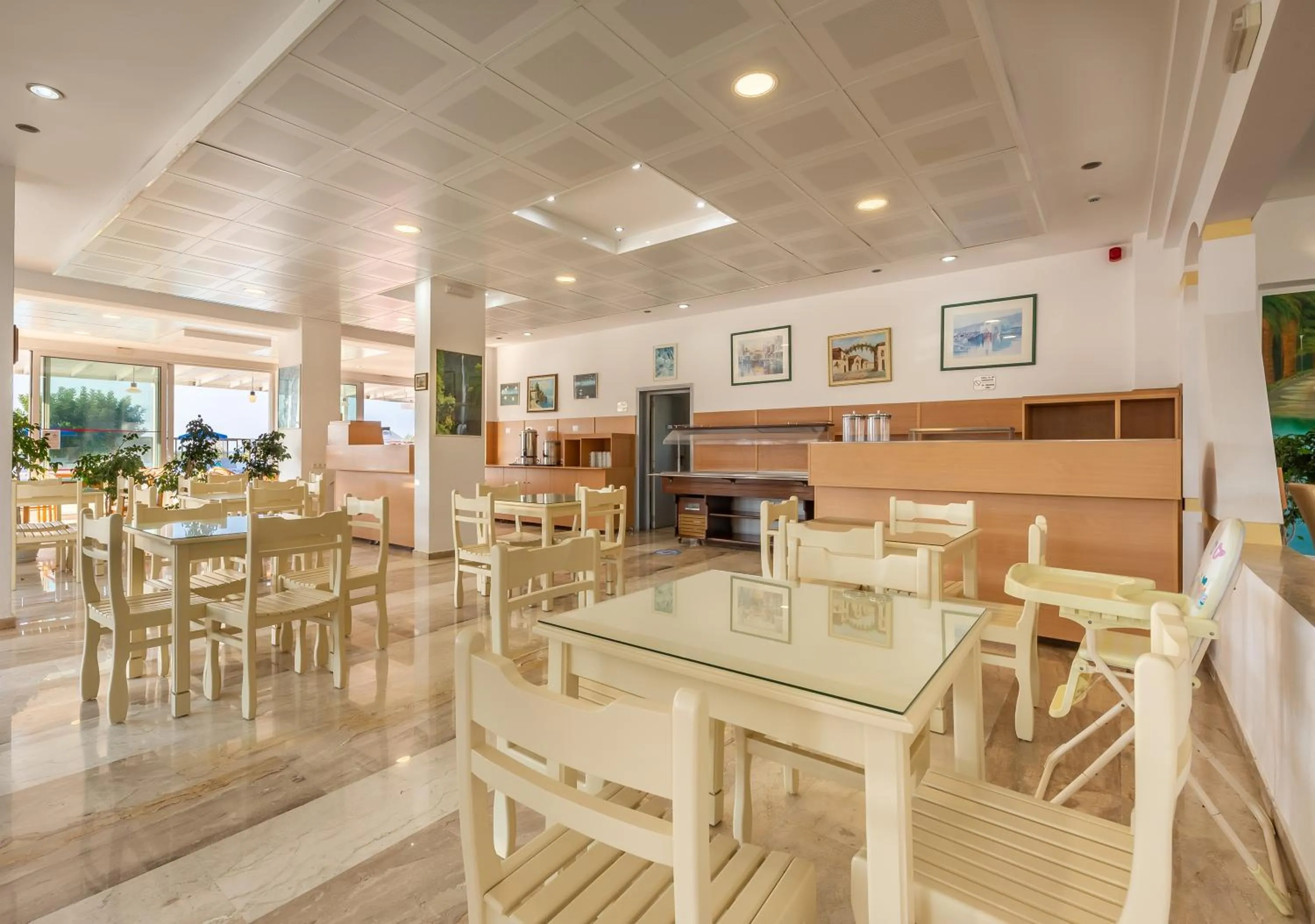 Breakfast in Tropical Sol